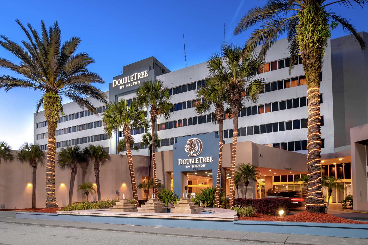 DoubleTree by Hilton Jacksonville Airport 1