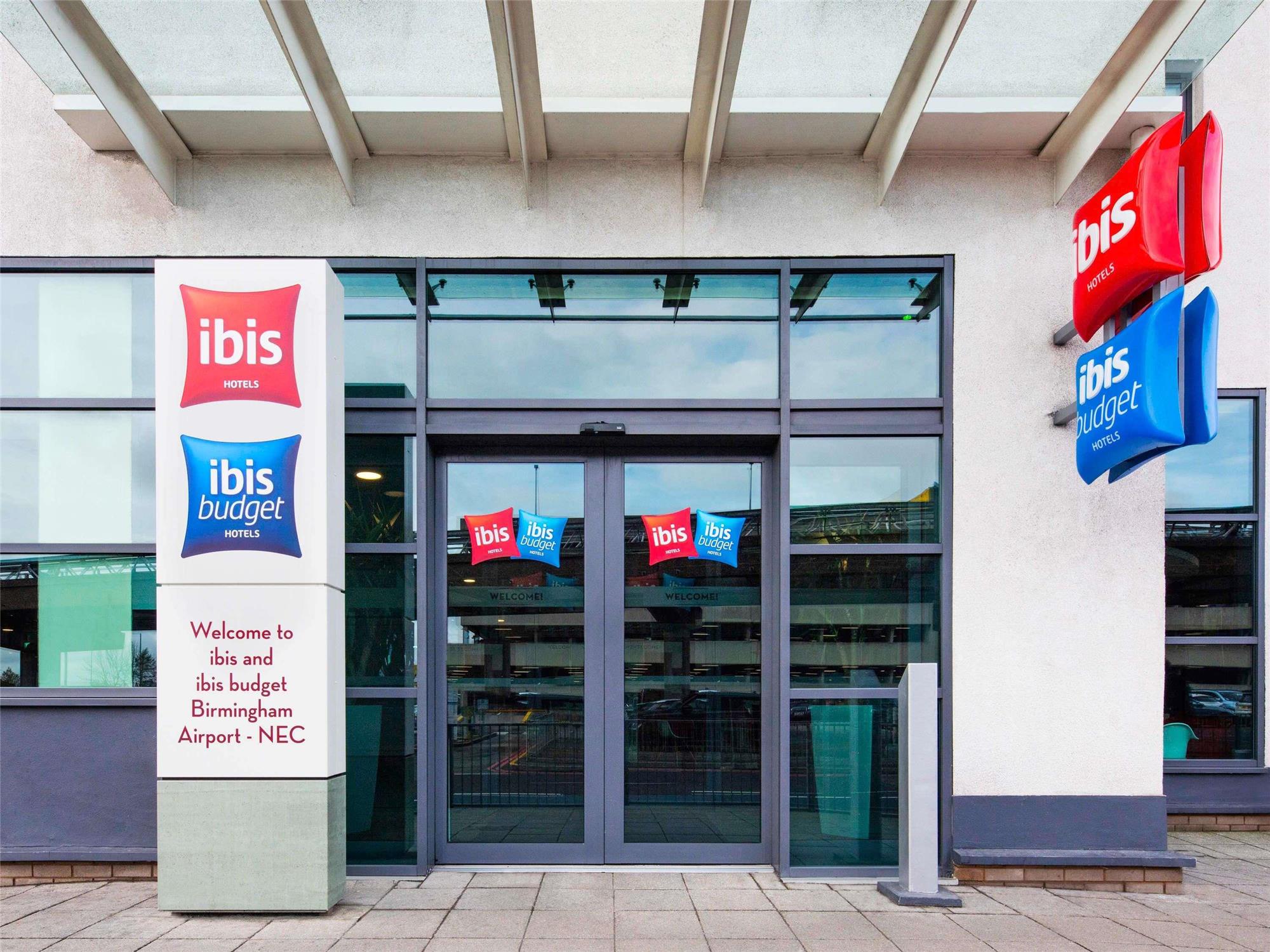 ibis Birmingham Airport Terminal Building - NEC 1