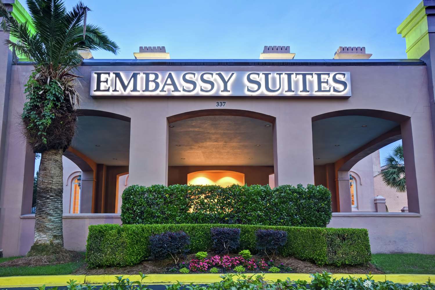 Embassy Suites by Hilton Charleston Historic District 2