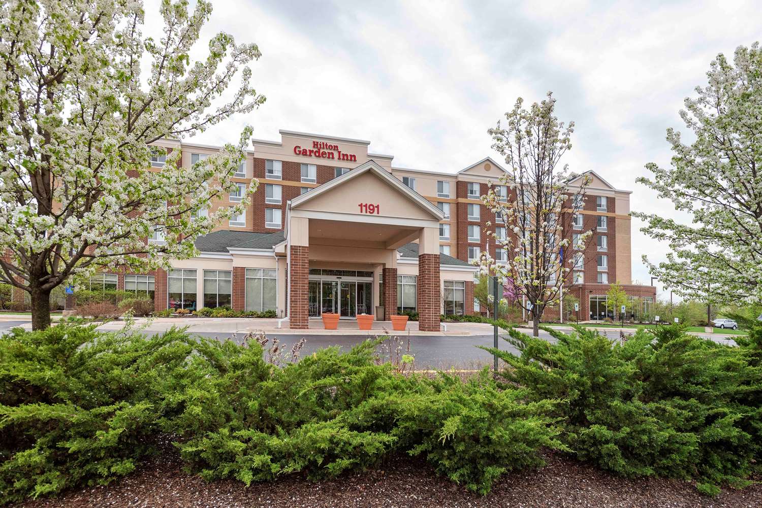 Hilton Garden Inn Schaumburg 1