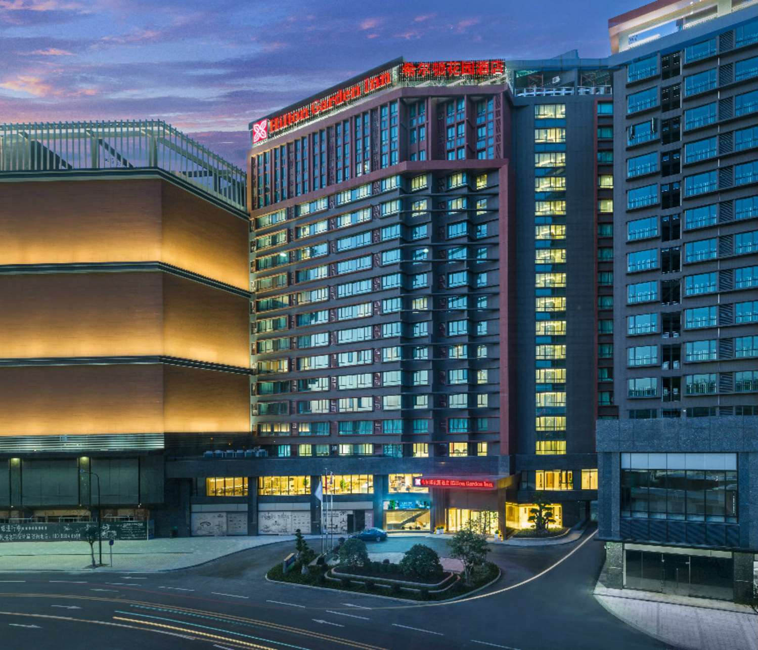 Hilton Garden Inn Zhongshan Guzhen 2