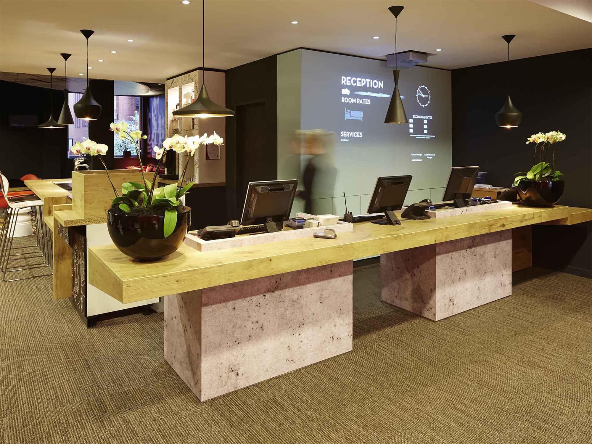 ibis Reading Centre 2