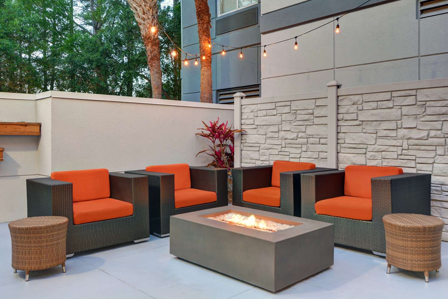 Hilton Garden Inn Jacksonville JTB/Deerwood Park 2