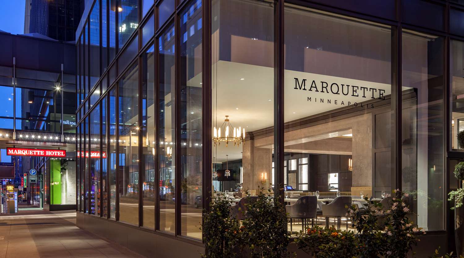 The Marquette Hotel, Curio Collection by Hilton 2