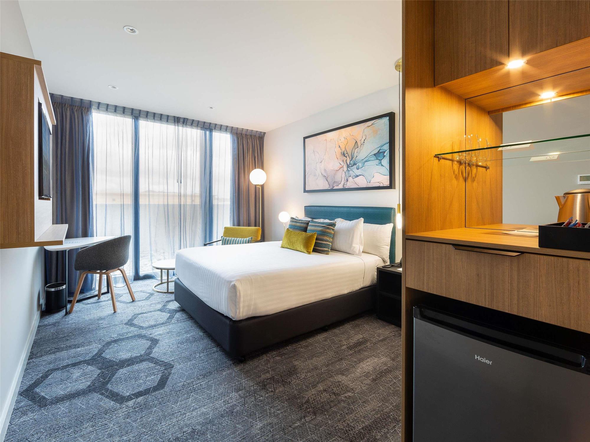 Mercure Canberra Belconnen 1