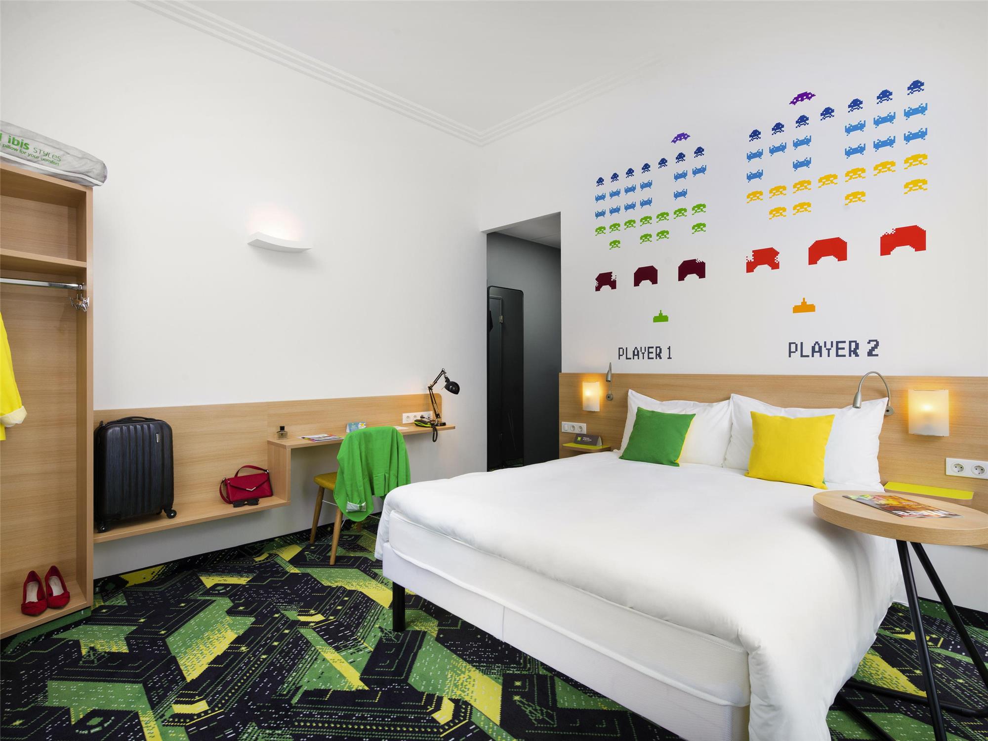 Design room with 1 double bed