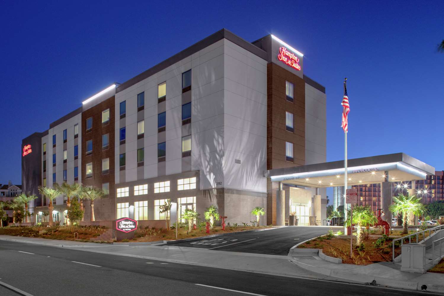 Hampton Inn & Suites Irvine/Orange County Airport 2