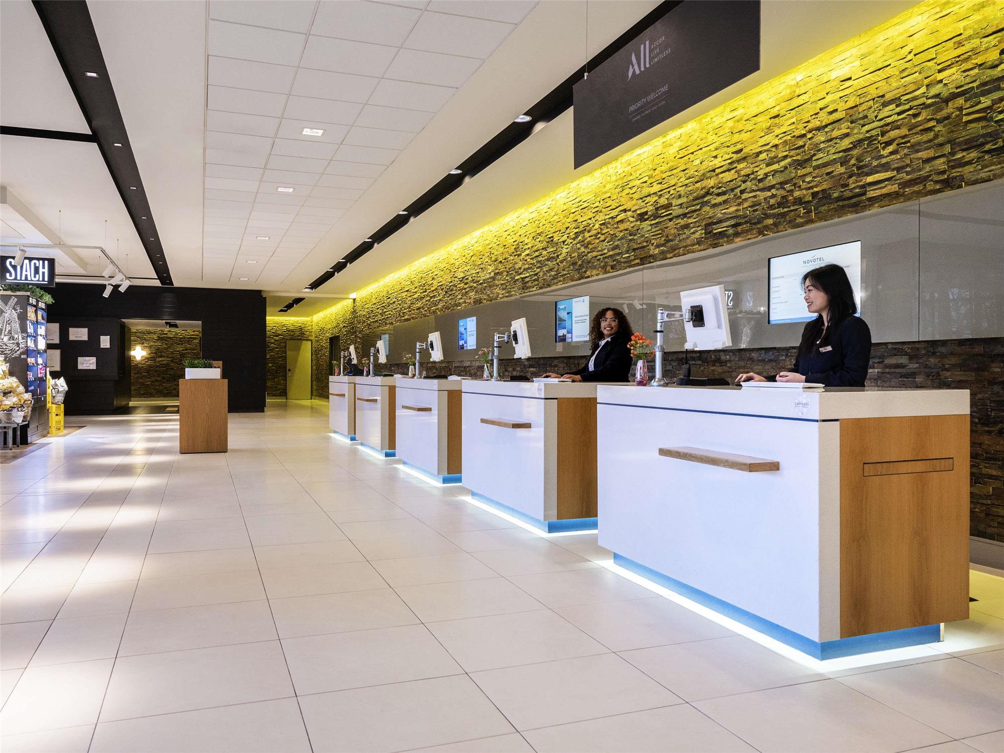 Novotel Amsterdam City 2