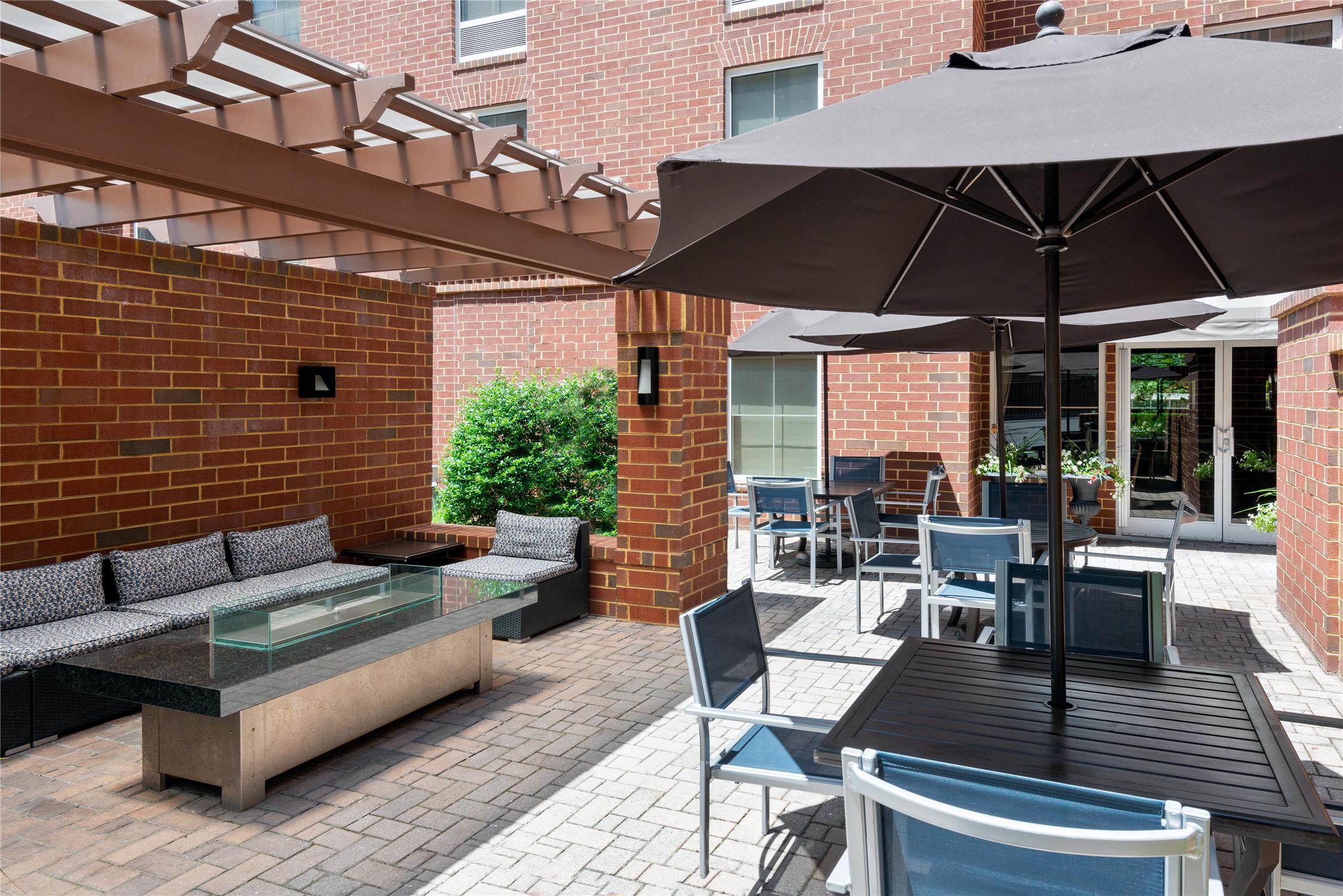 Hampton Inn & Suites Charlottesville-At The University 2