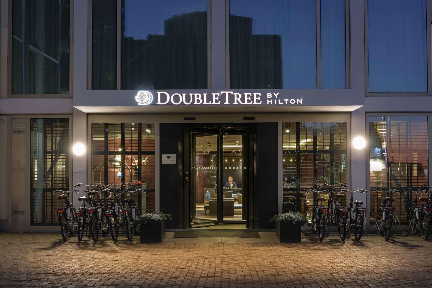 DoubleTree by Hilton Amsterdam - NDSM Wharf 2