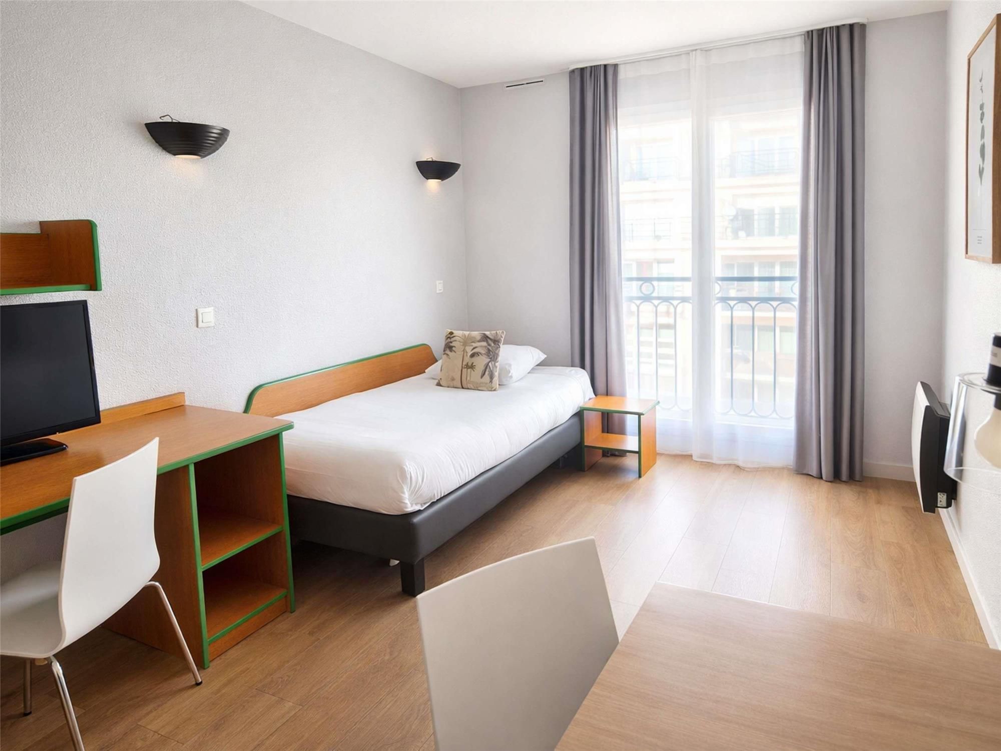 Aparthotel Adagio Access Paris Maisons-Alfort 1
