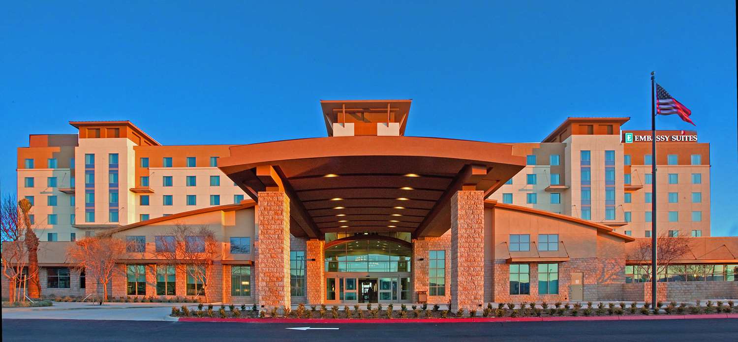 Embassy Suites by Hilton Palmdale 1