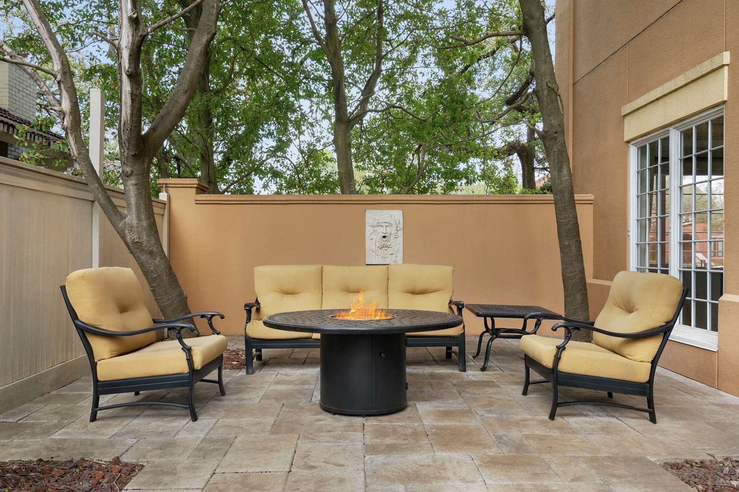 Hampton Inn New Orleans-St. Charles Ave./Garden District, LA 2