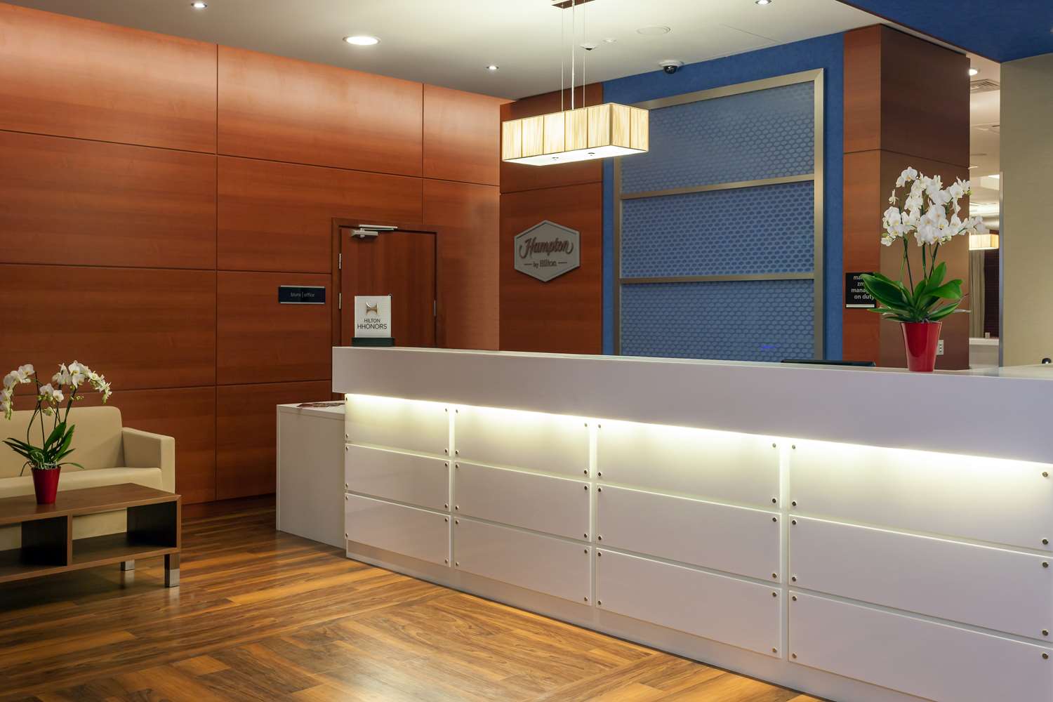 Hampton by Hilton Warsaw Airport 2