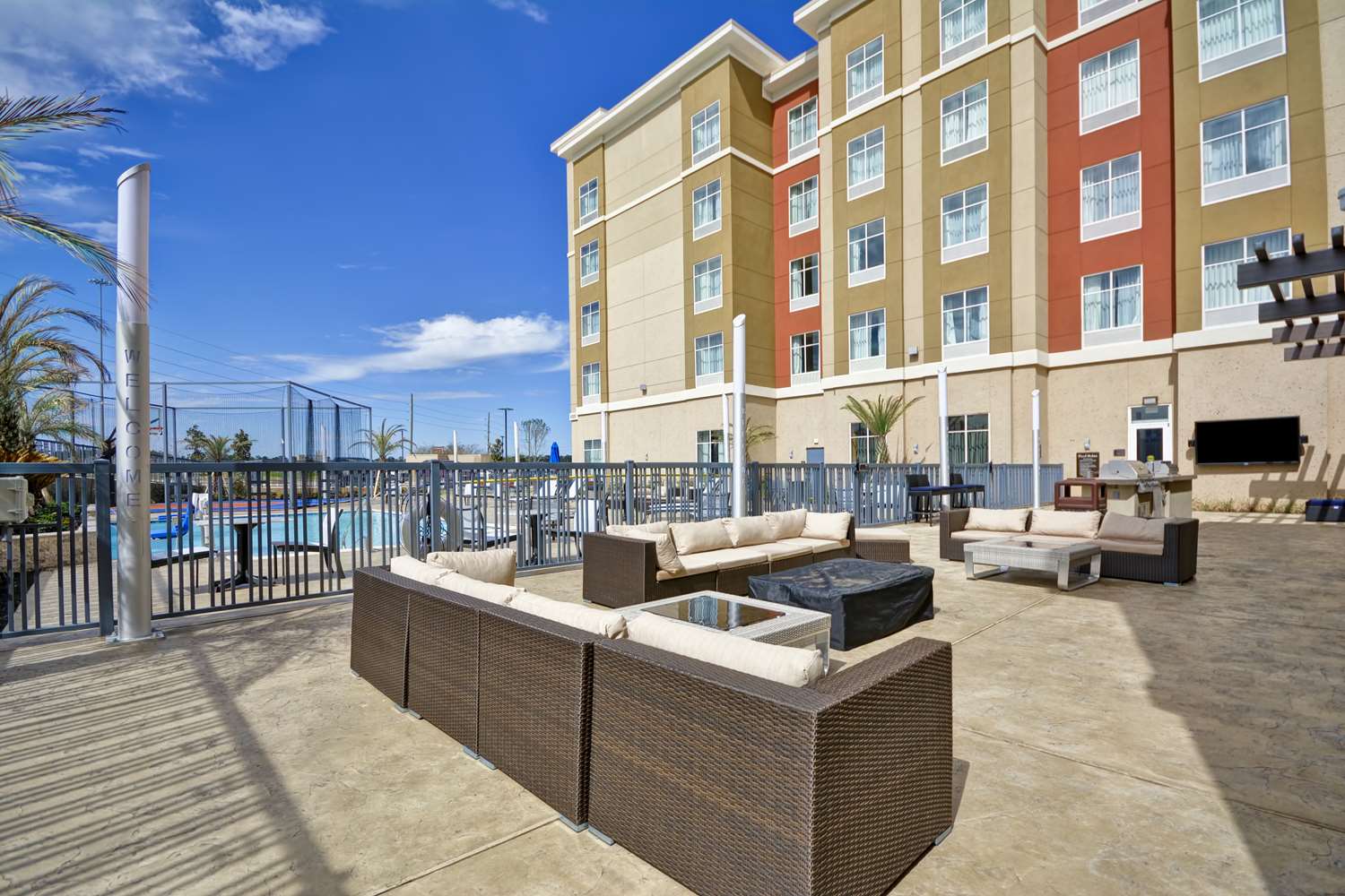 Homewood Suites by Hilton Conroe 2