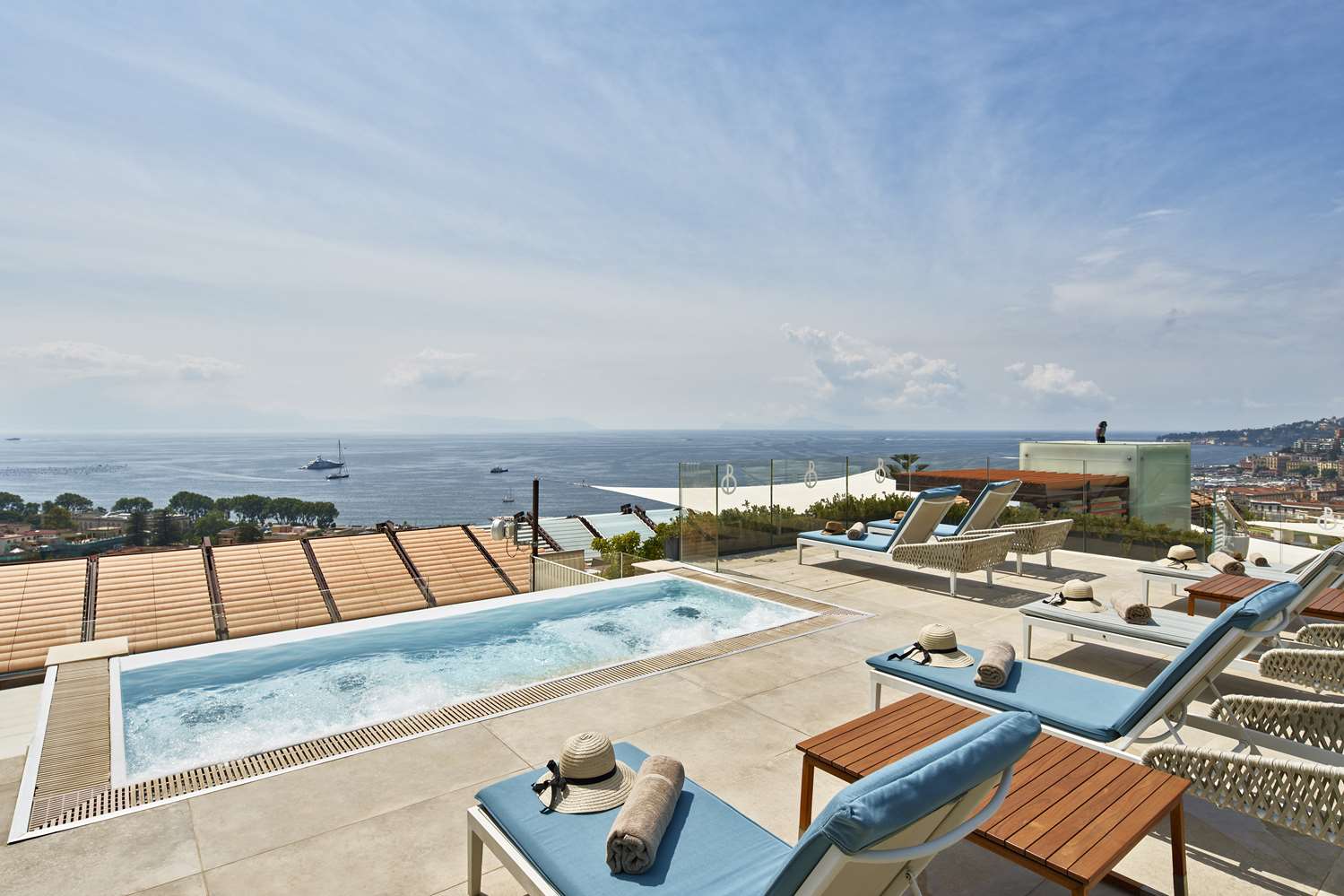 De Bonart Naples, Curio Collection By Hilton 1