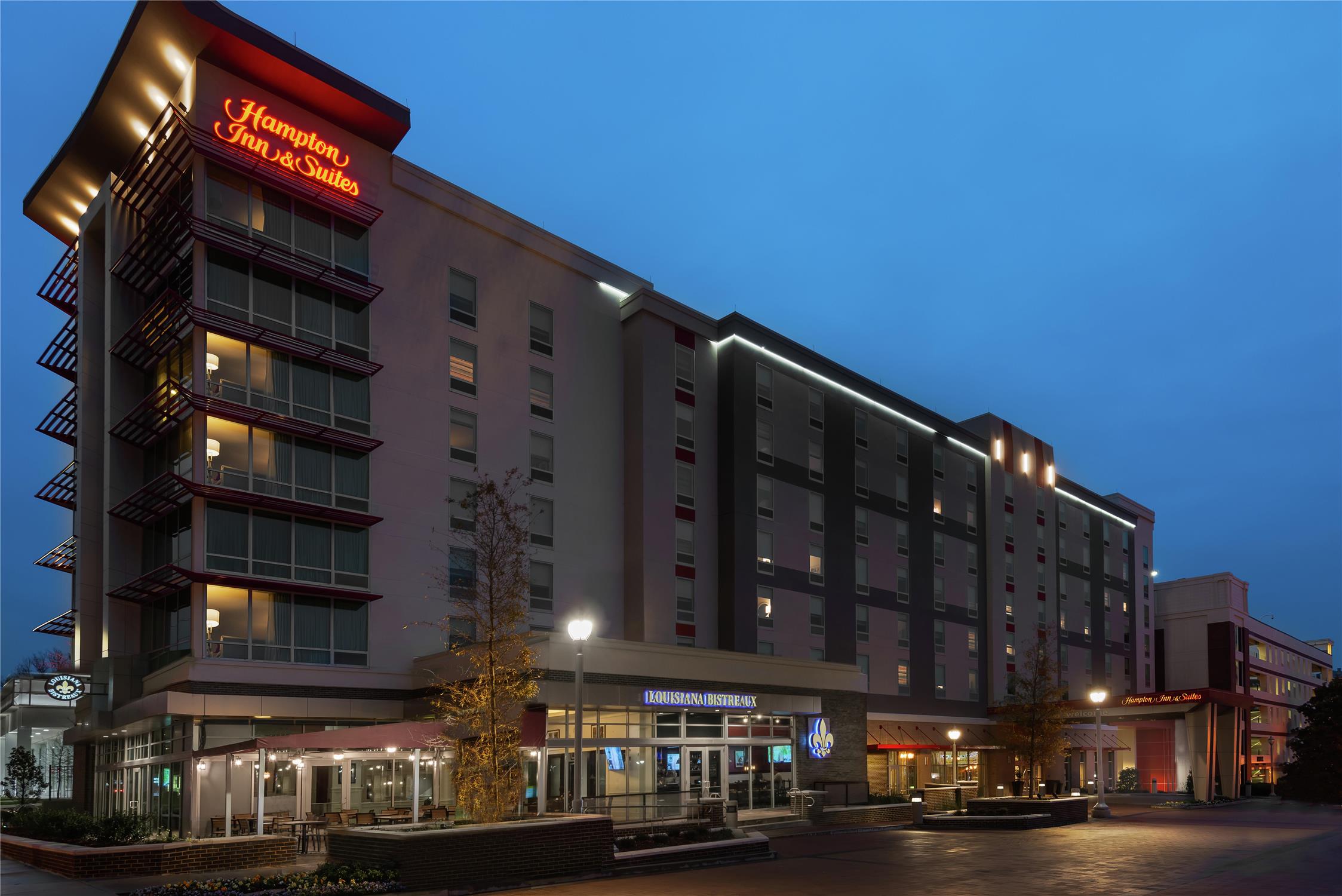 Hampton Inn & Suites Atlanta Buckhead Place 2