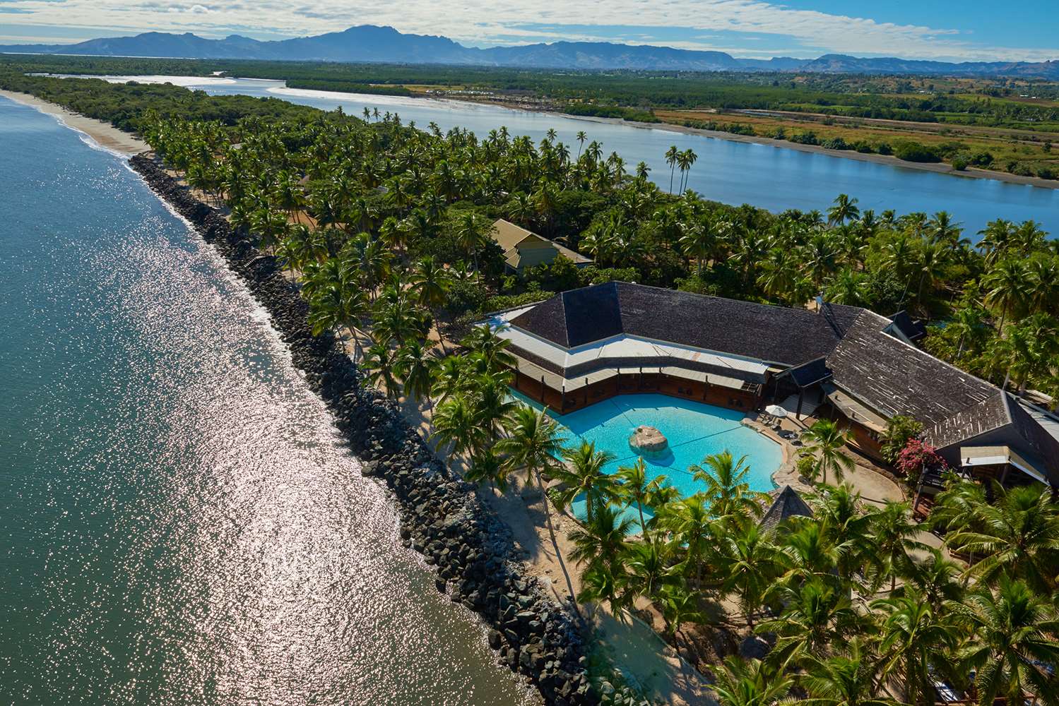 DoubleTree Resort by Hilton Fiji - Sonaisali Island 2