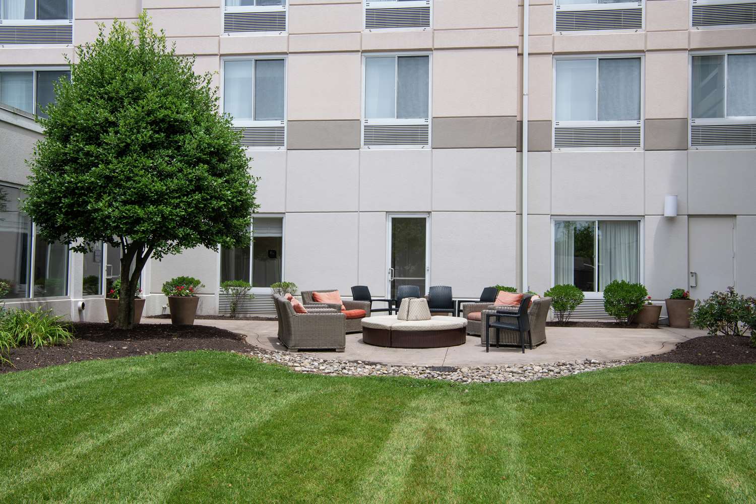 Hilton Garden Inn BWI Airport 2