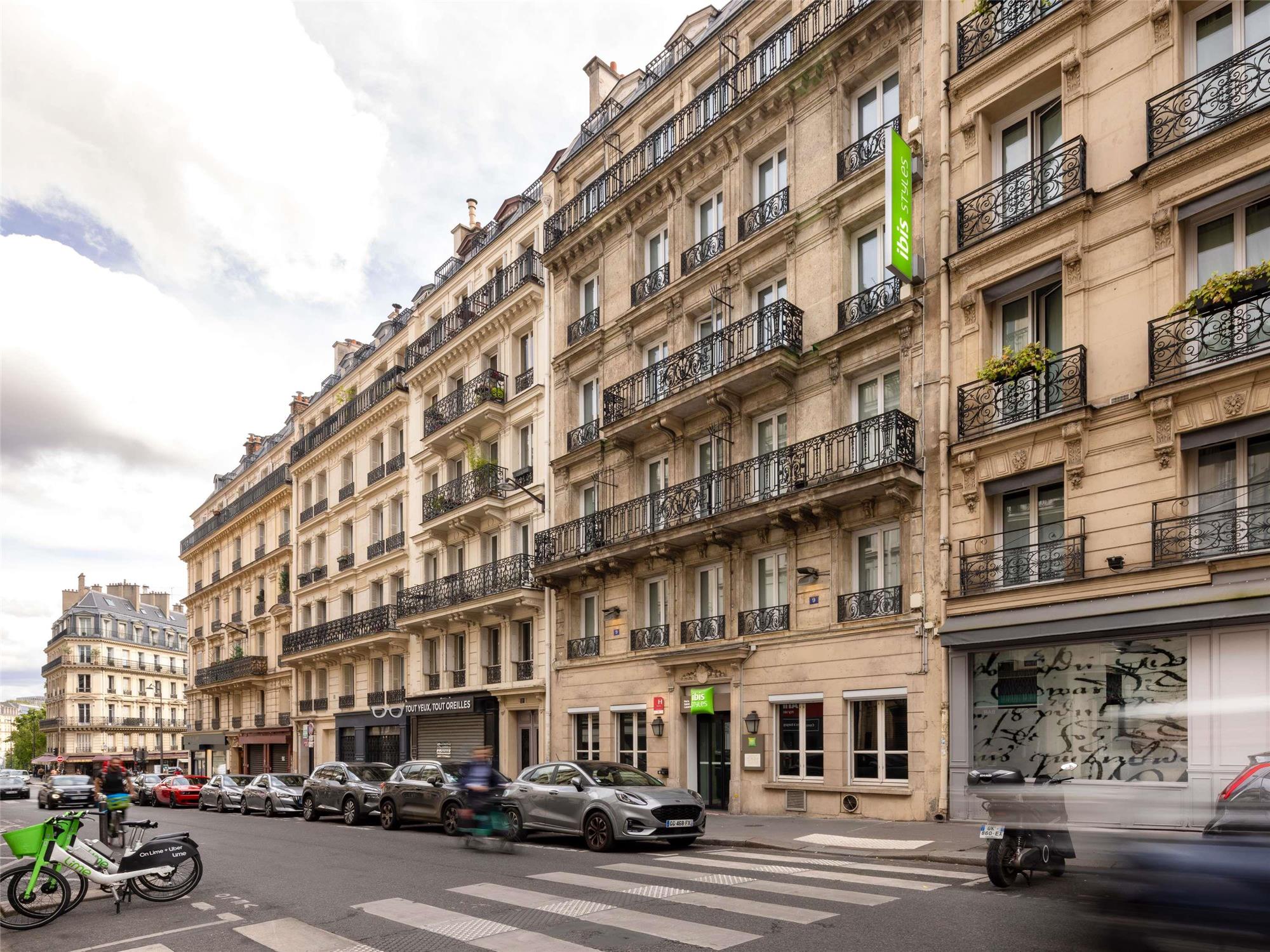 Ibis Styles Paris Gare Saint Lazare 1