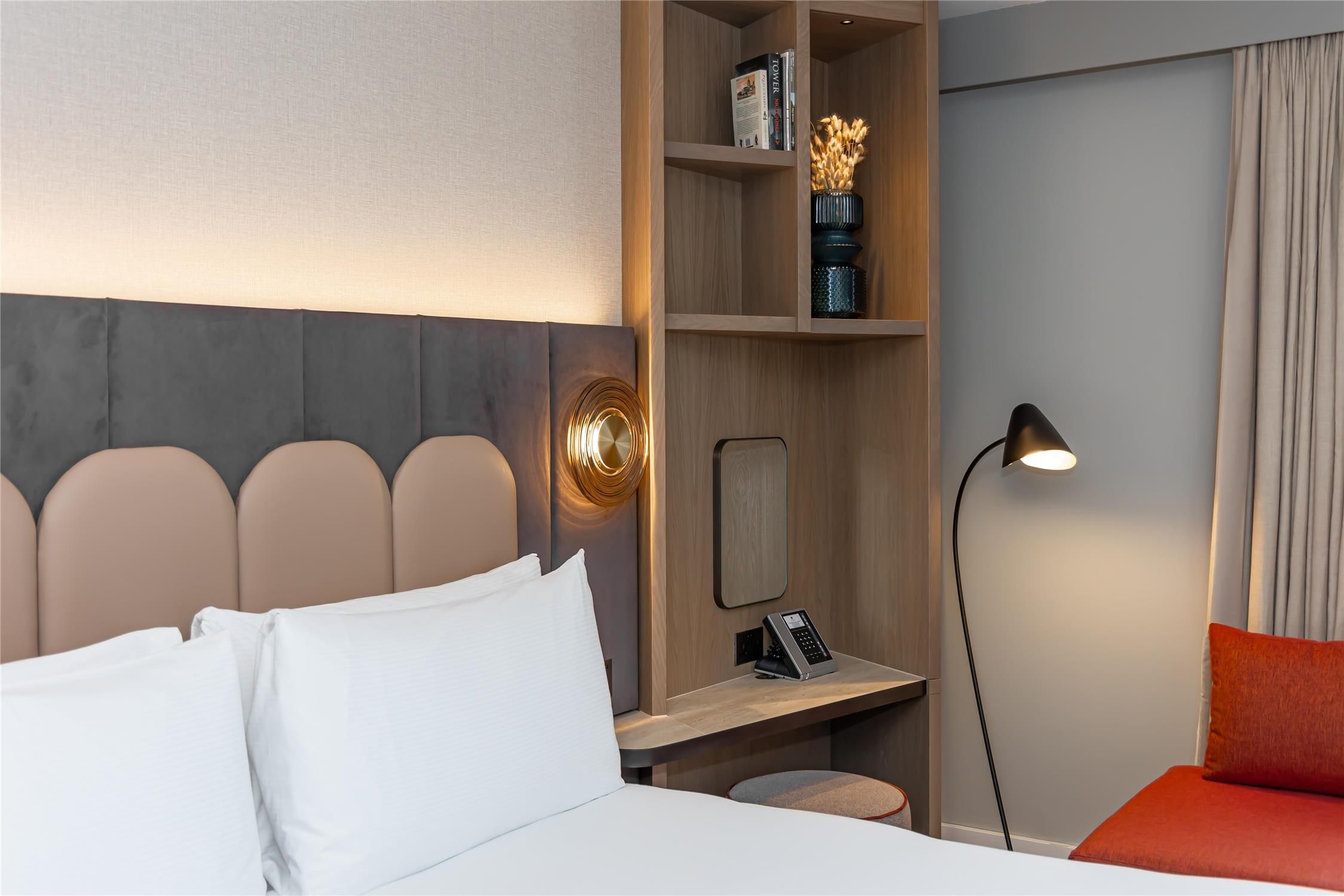 DoubleTree by Hilton Hotel London - Tower of London 2