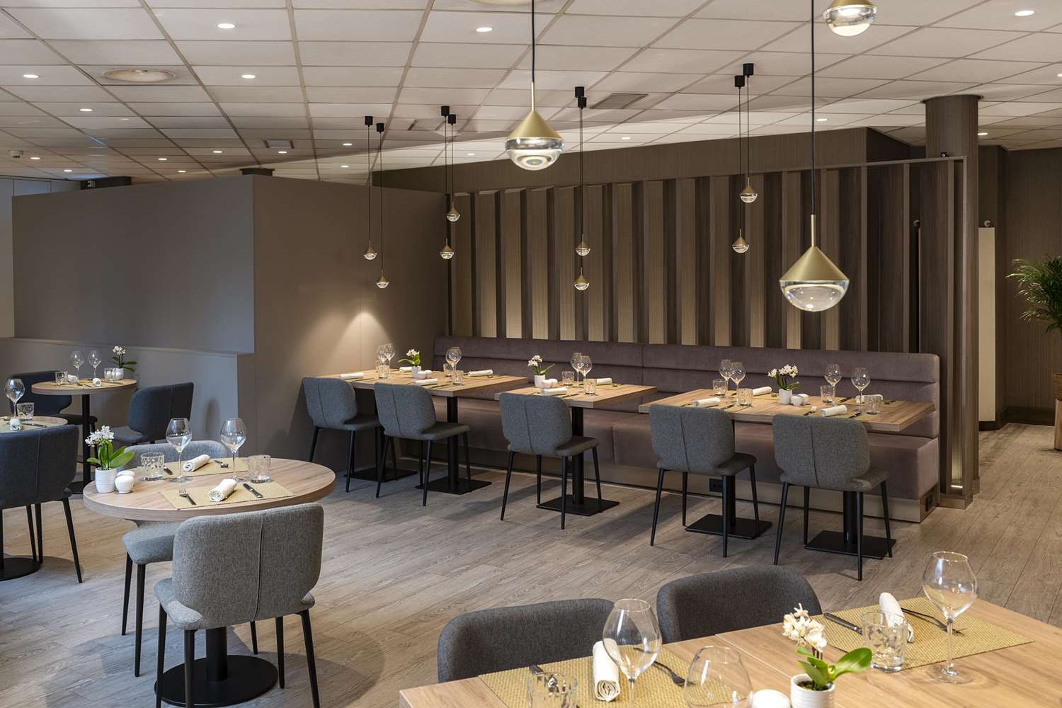 NH Geneva Airport Hotel 1