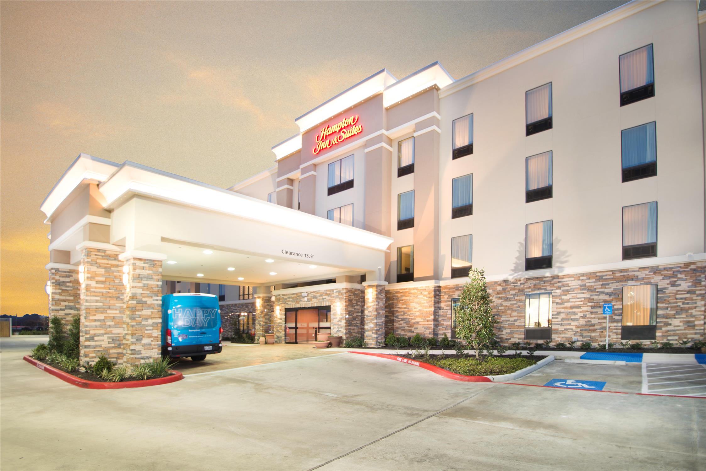Hampton Inn & Suites La Porte, TX 1