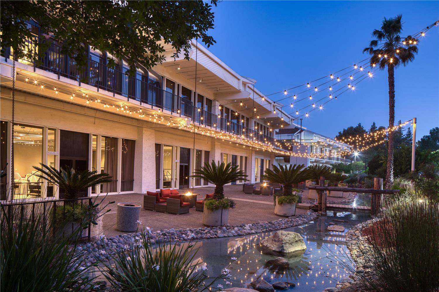 DoubleTree By Hilton Sacramento 2