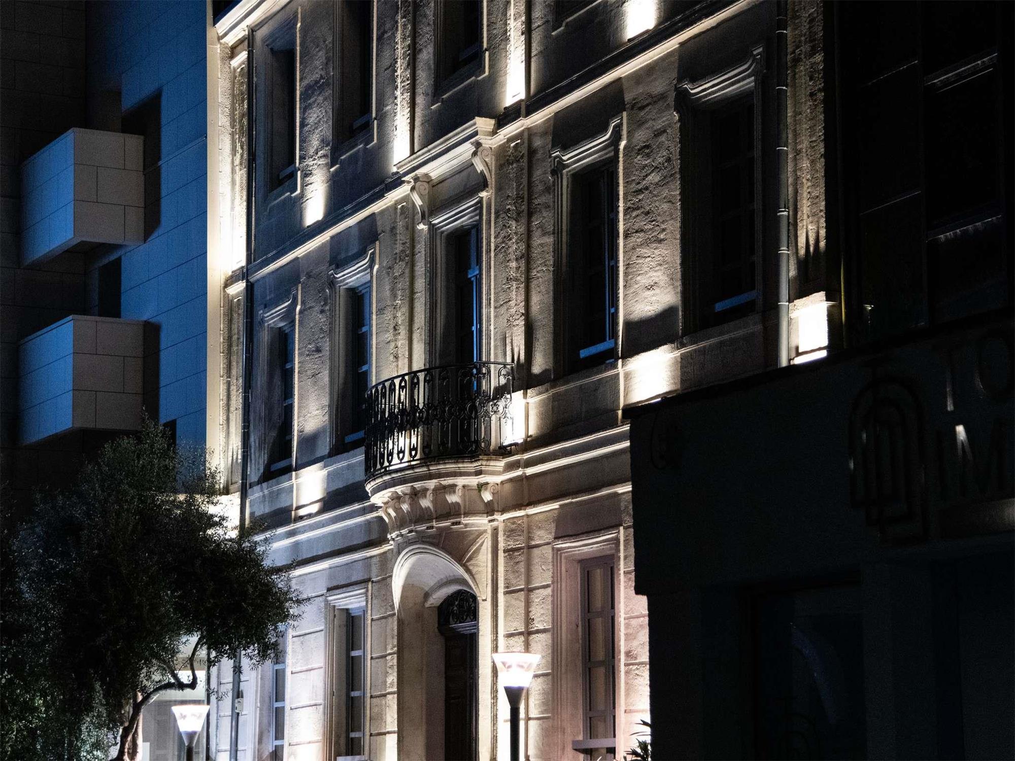 Mercure Arles Centre Arenes 2