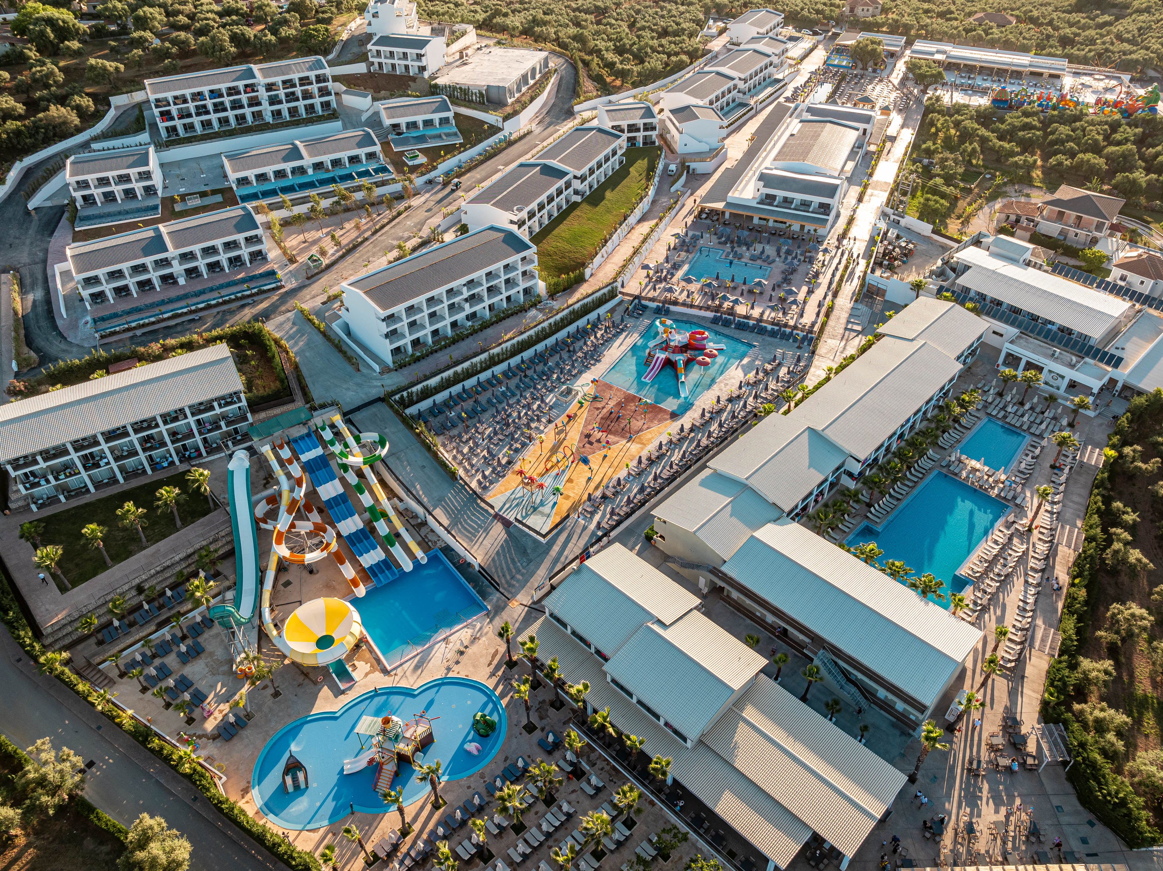 Caretta Paradise Resort & WaterPark 1