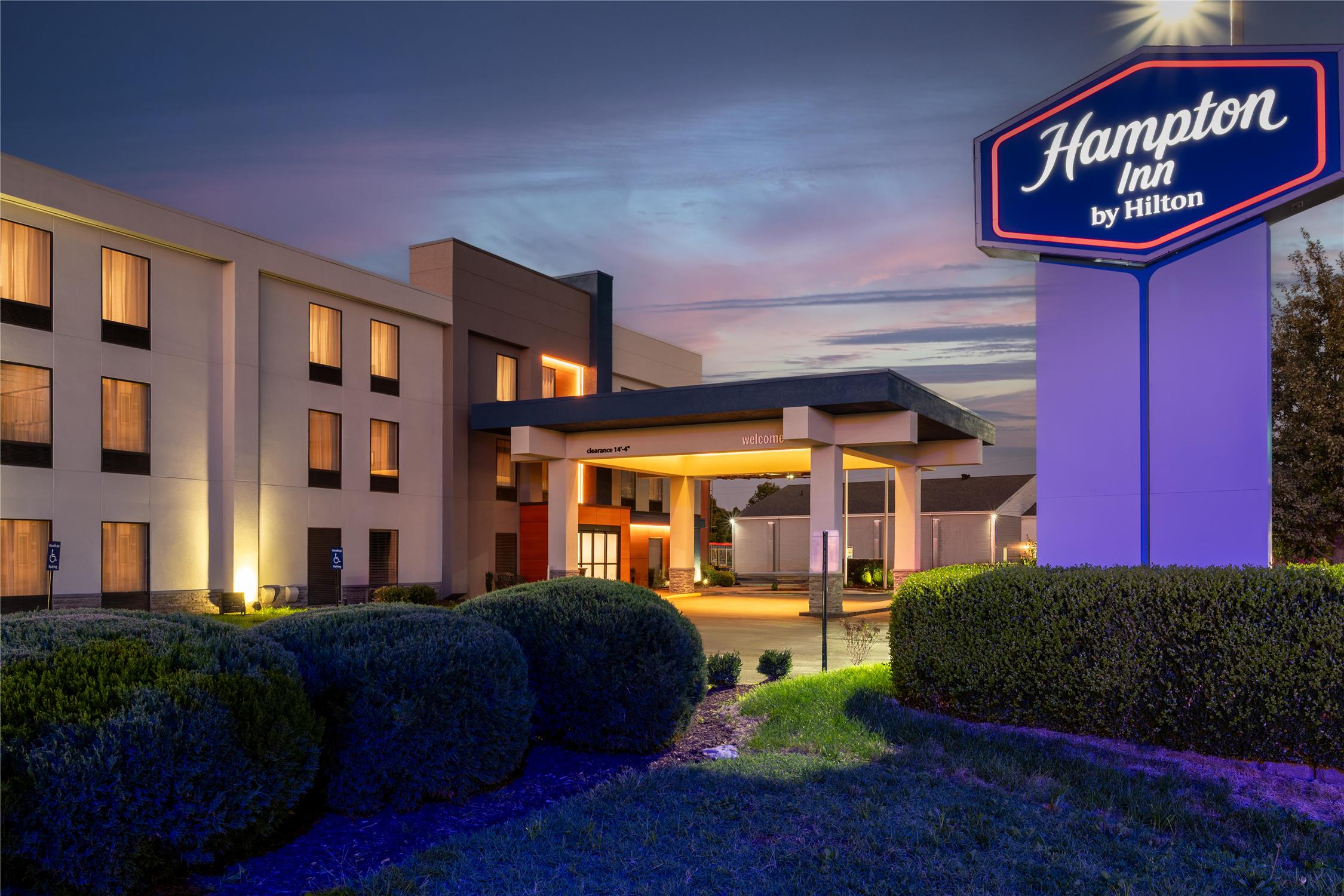 Hampton Inn Owensboro South 2