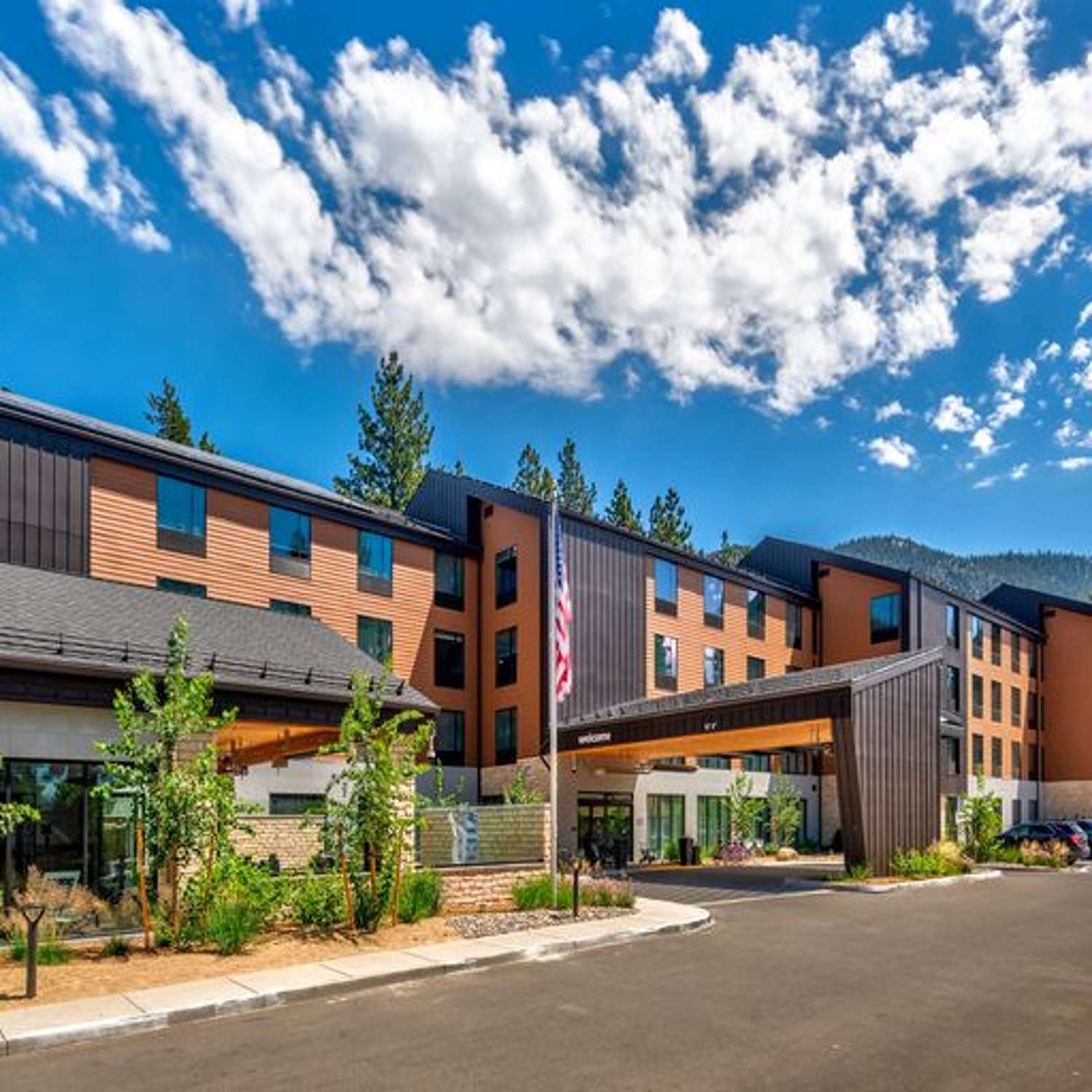 Hampton Inn & Suites South Lake Tahoe 2