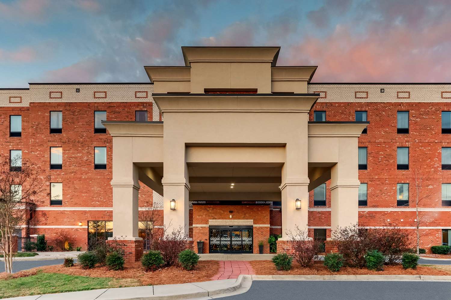 Hampton Inn & Suites - Hartsville, SC 1