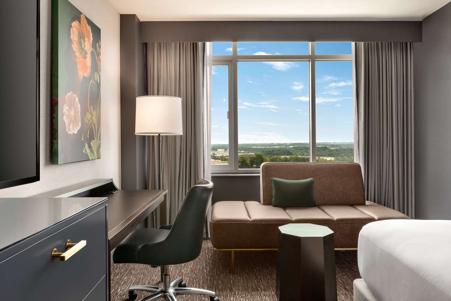 High Floor Room