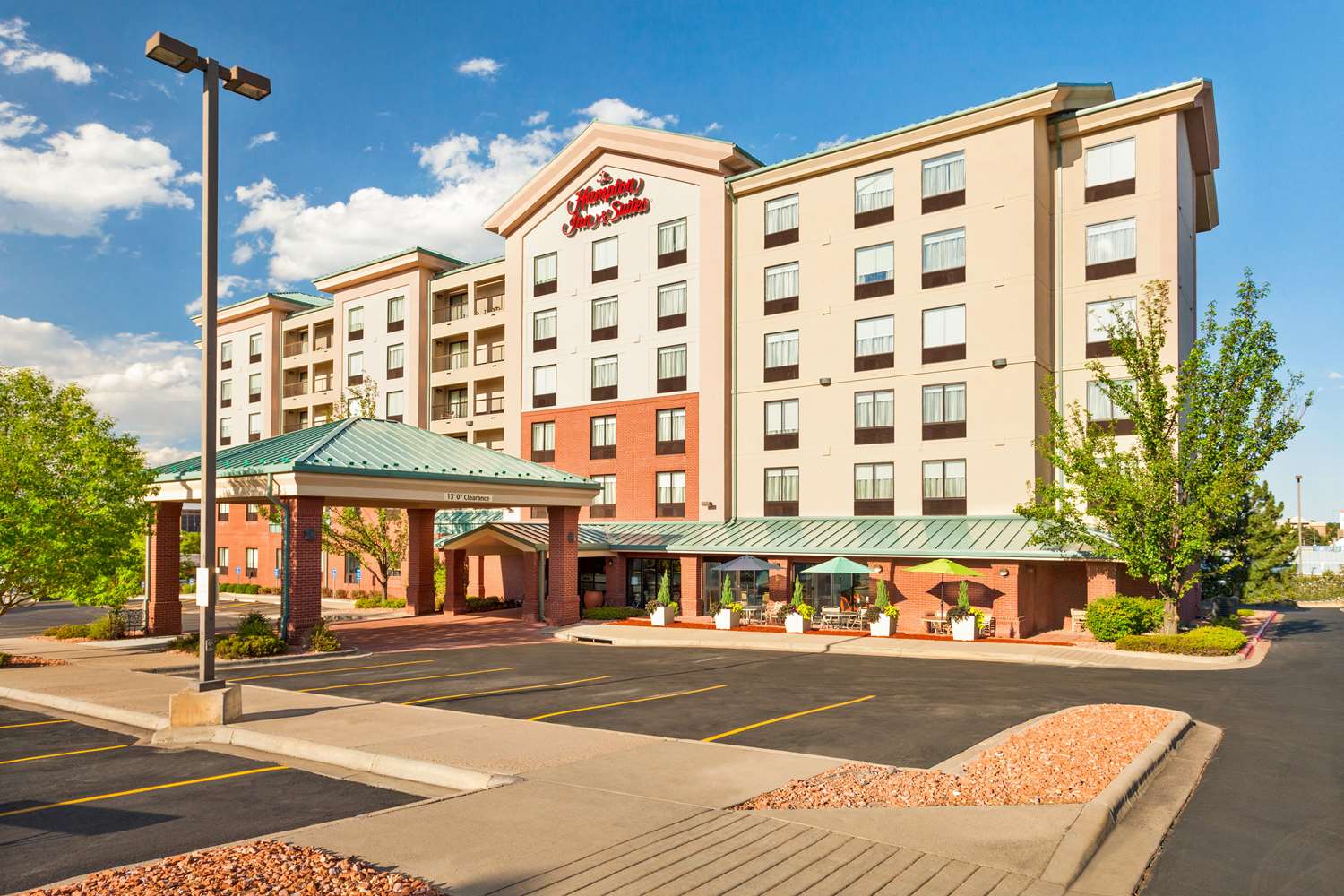 Hampton Inn & Suites Denver-Cherry Creek 1