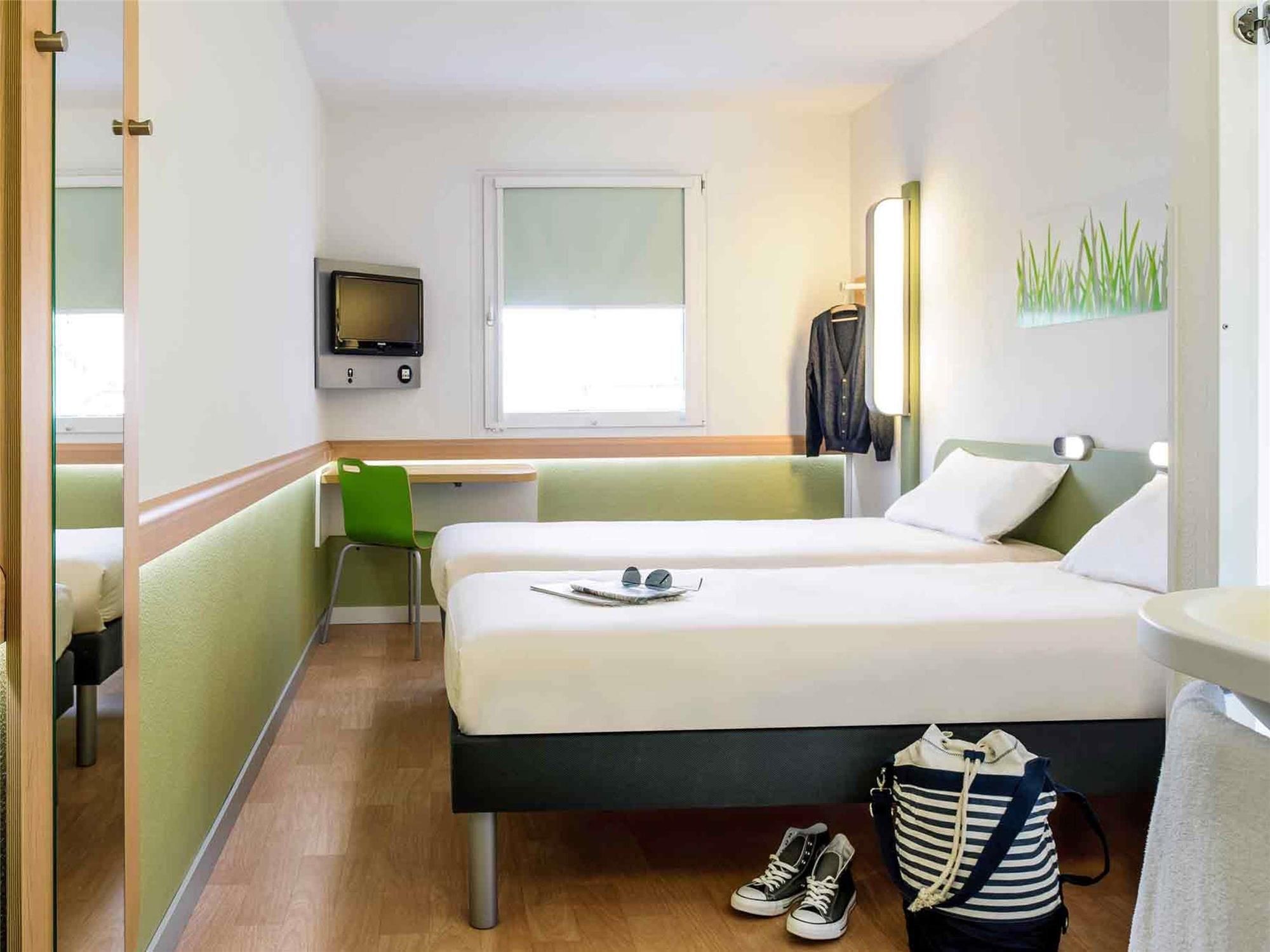 Zweibettzimmer