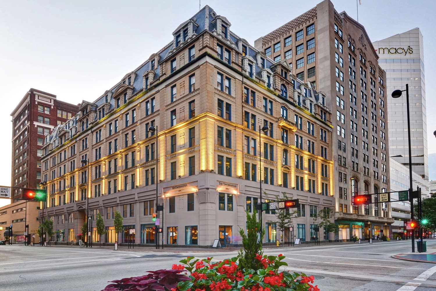The Cincinnatian Curio Collection by Hilton 1