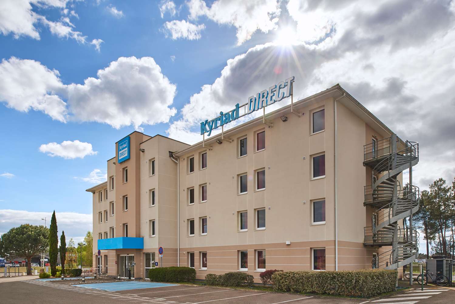 Kyriad Direct Mont De Marsan - St Avit 1