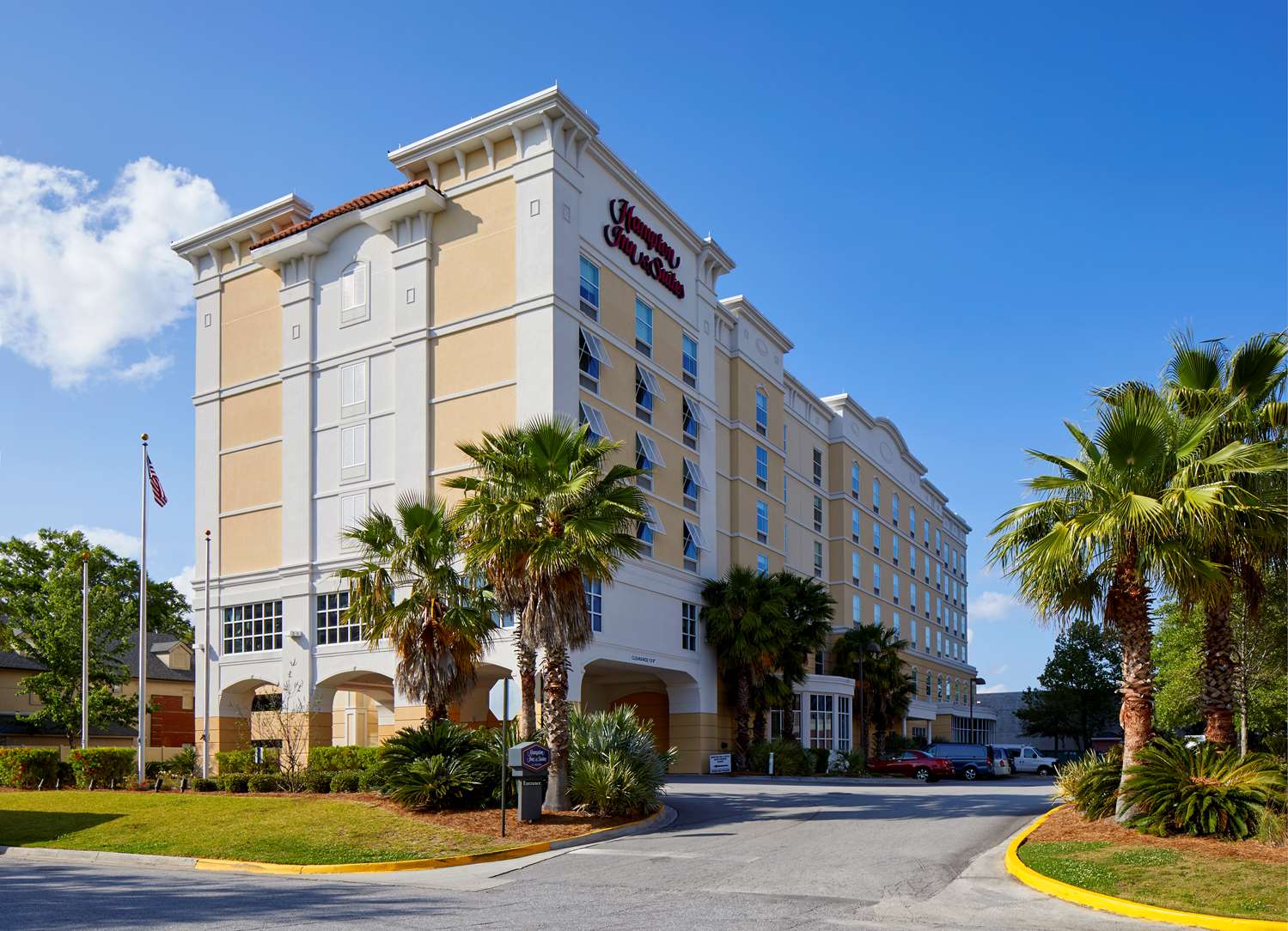 Hampton Inn & Suites Savannah/Midtown 1