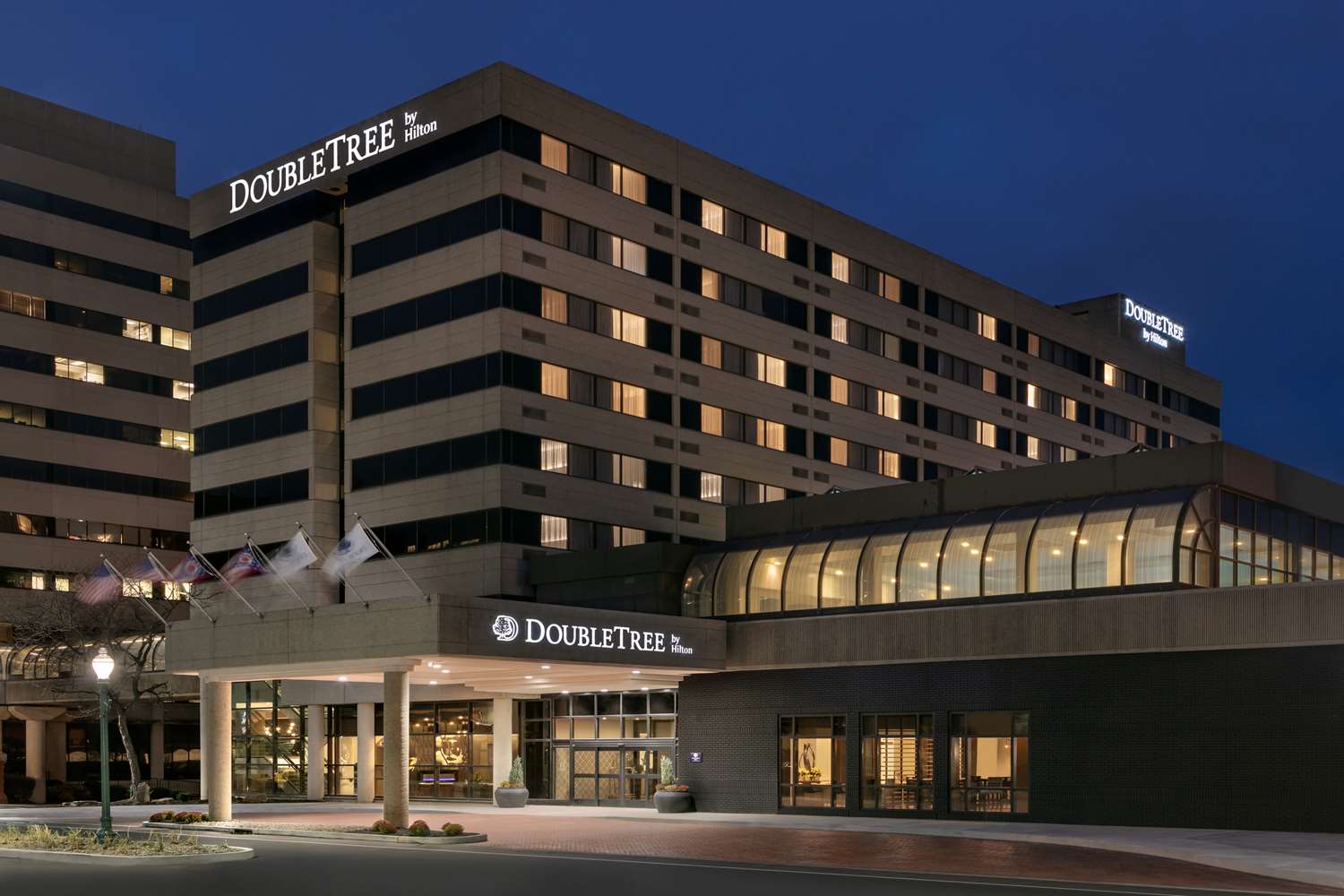 DoubleTree by Hilton Canton Downtown 1