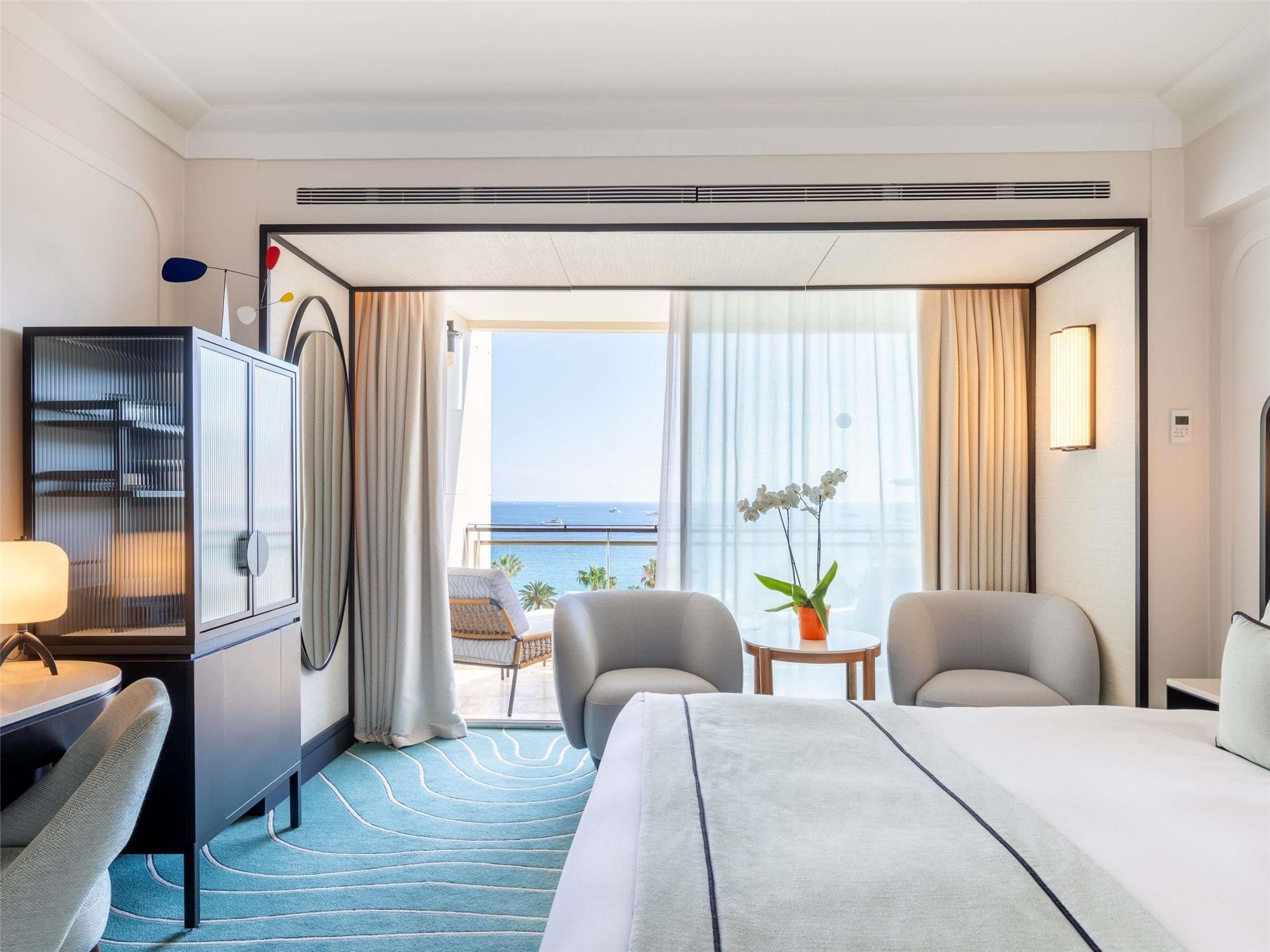 Mondrian Cannes 1