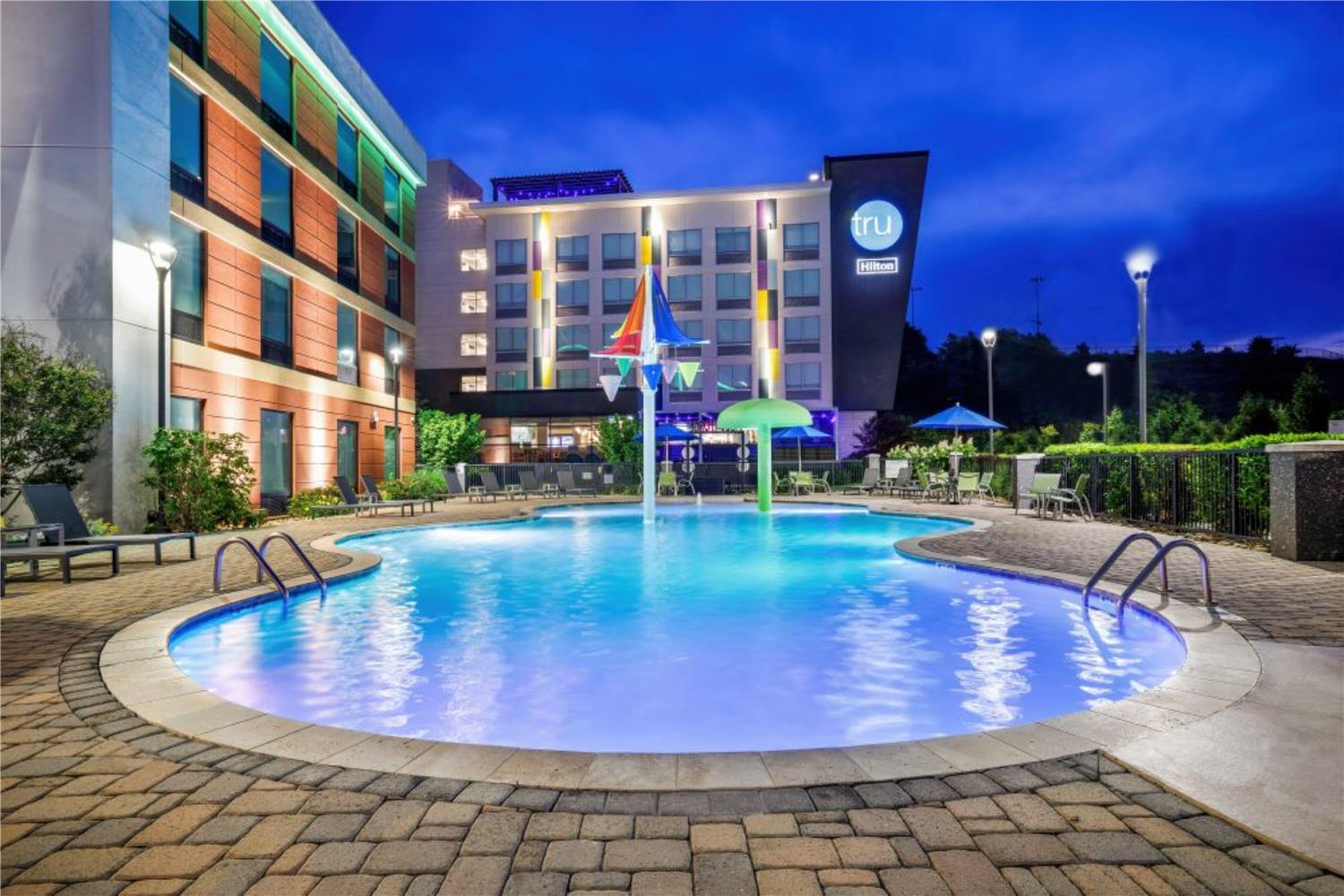 Tru By Hilton Pigeon Forge 1