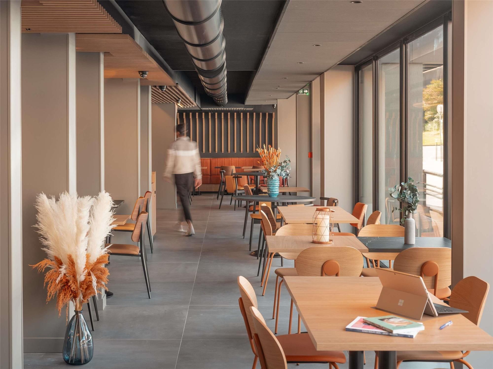 ibis Styles Fontenay 2