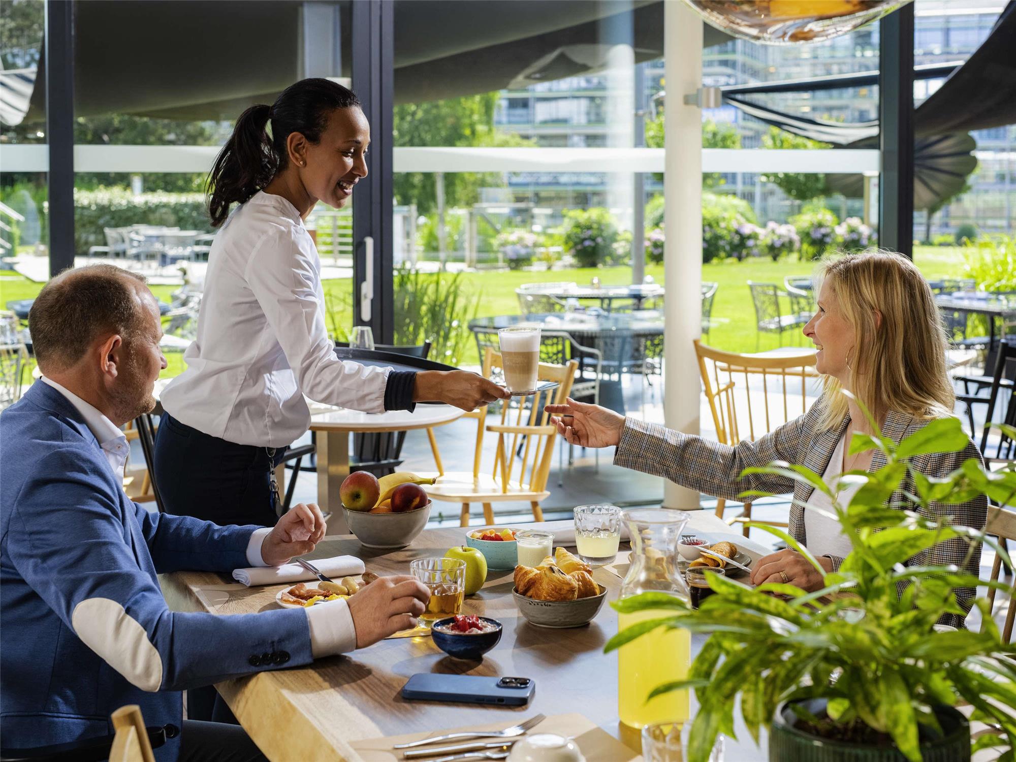 Novotel Lausanne Bussigny 2