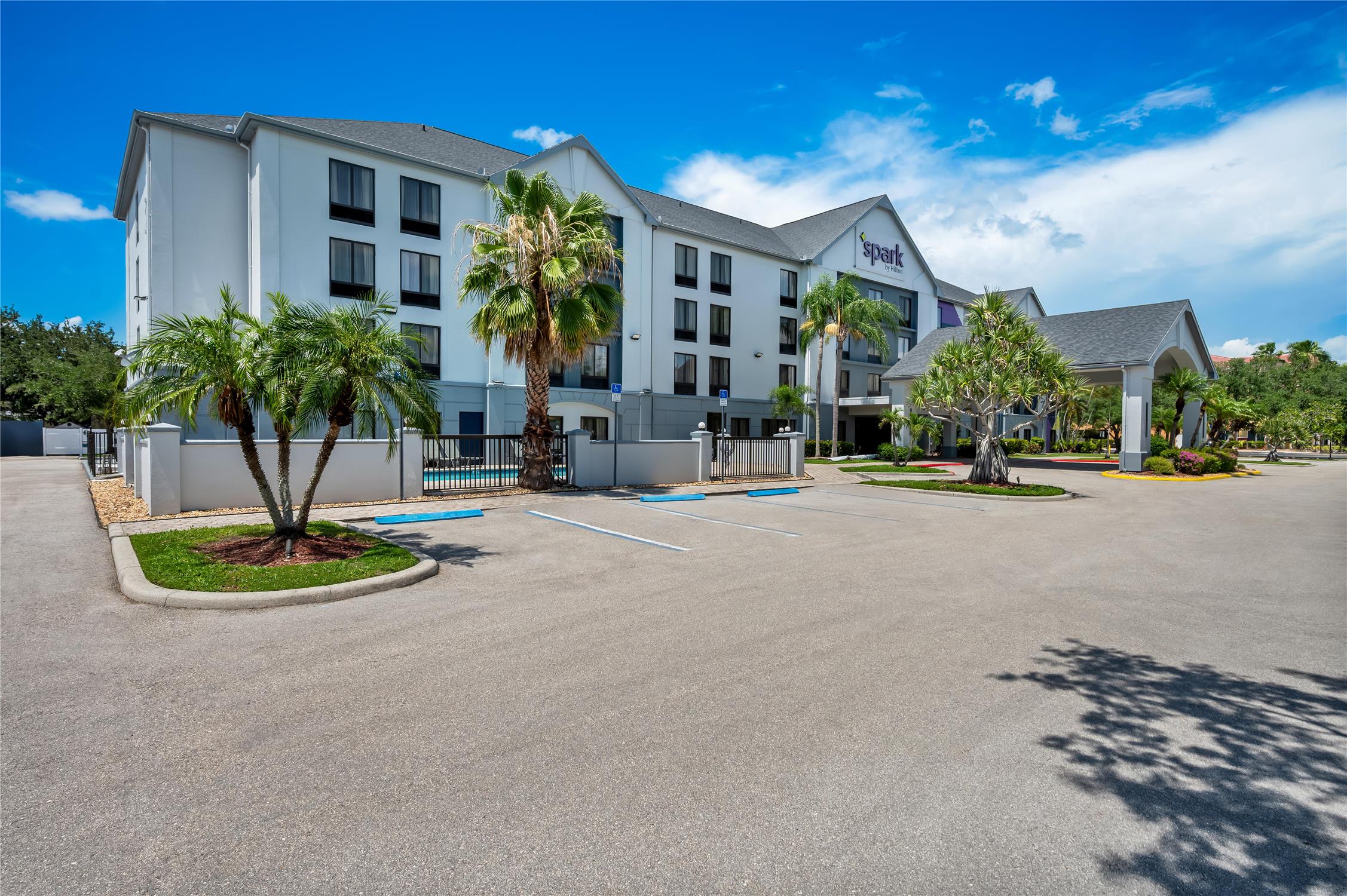 Spark By Hilton Fort Myers 1