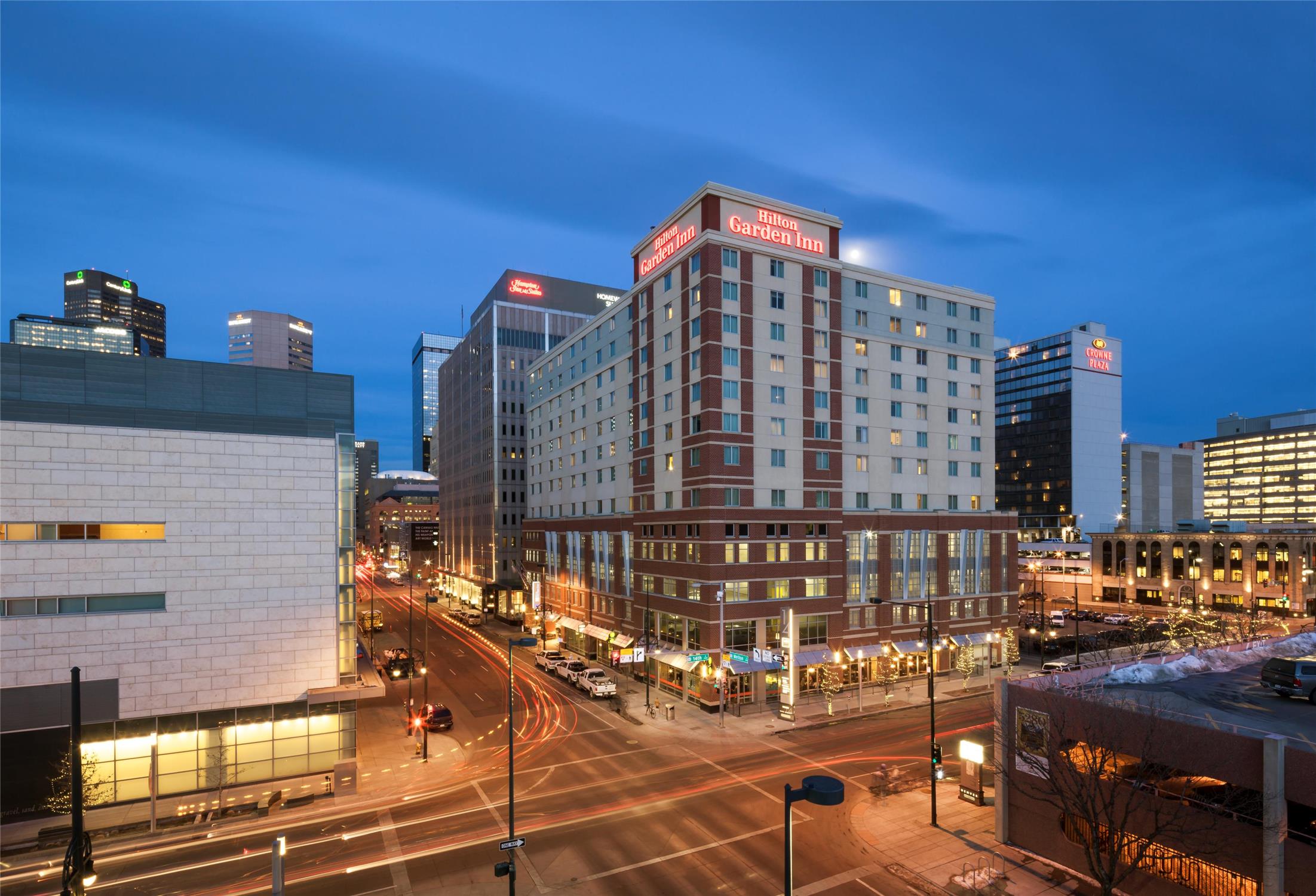 Hilton Garden Inn Denver Downtown 1