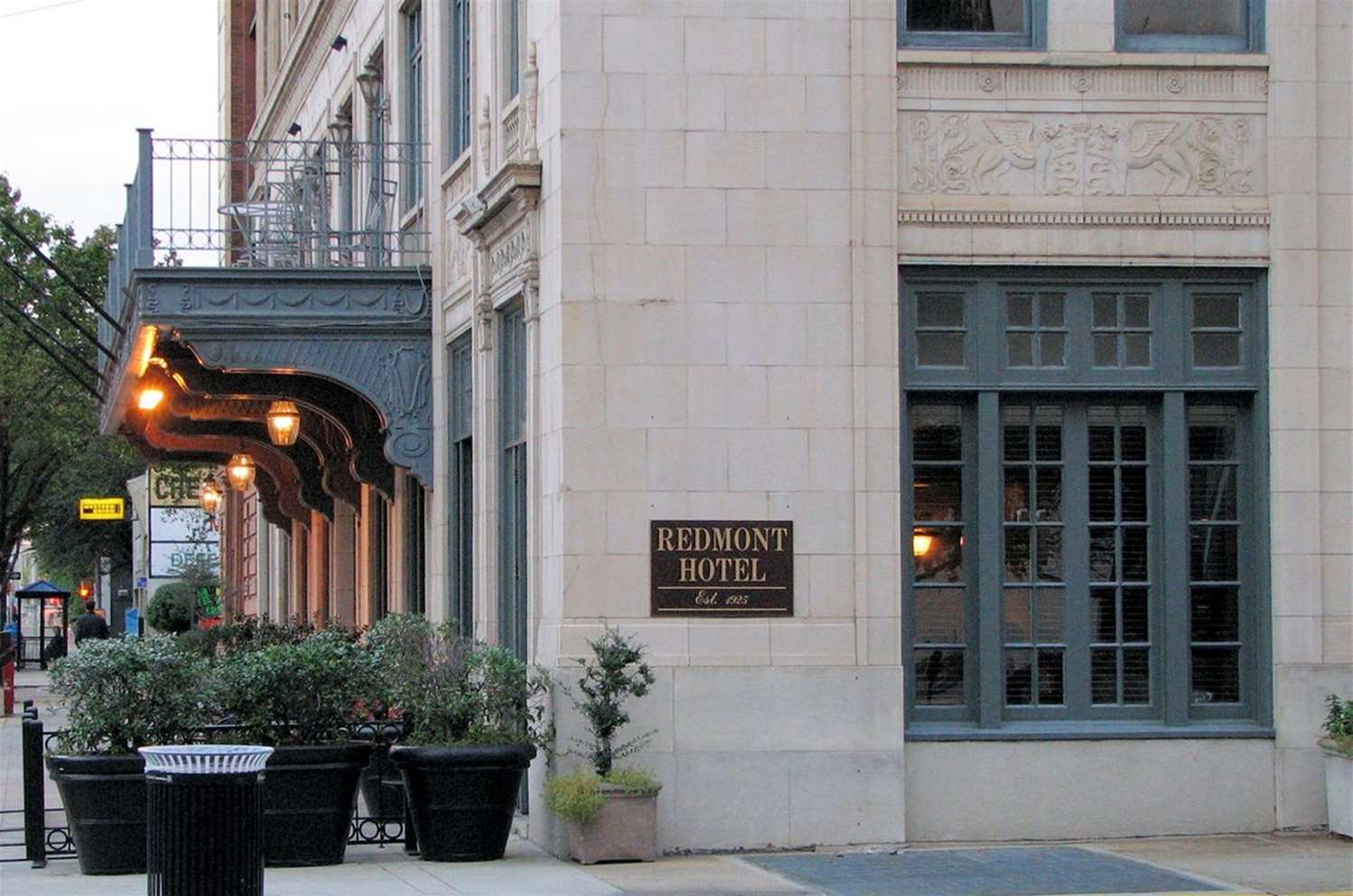 Redmont Hotel Birmingham,Curio Collection by Hilton 2