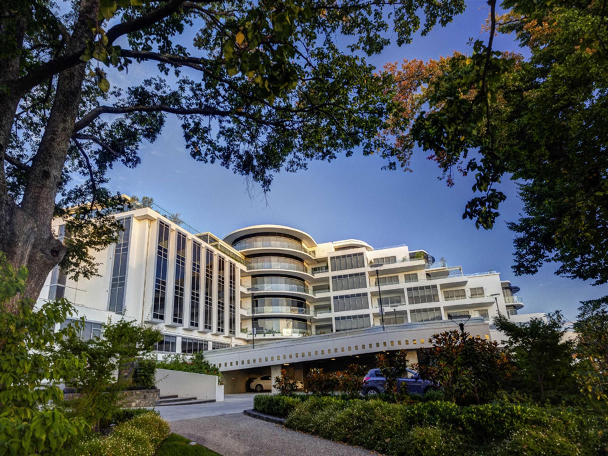 Mantra Charles Hotel 1