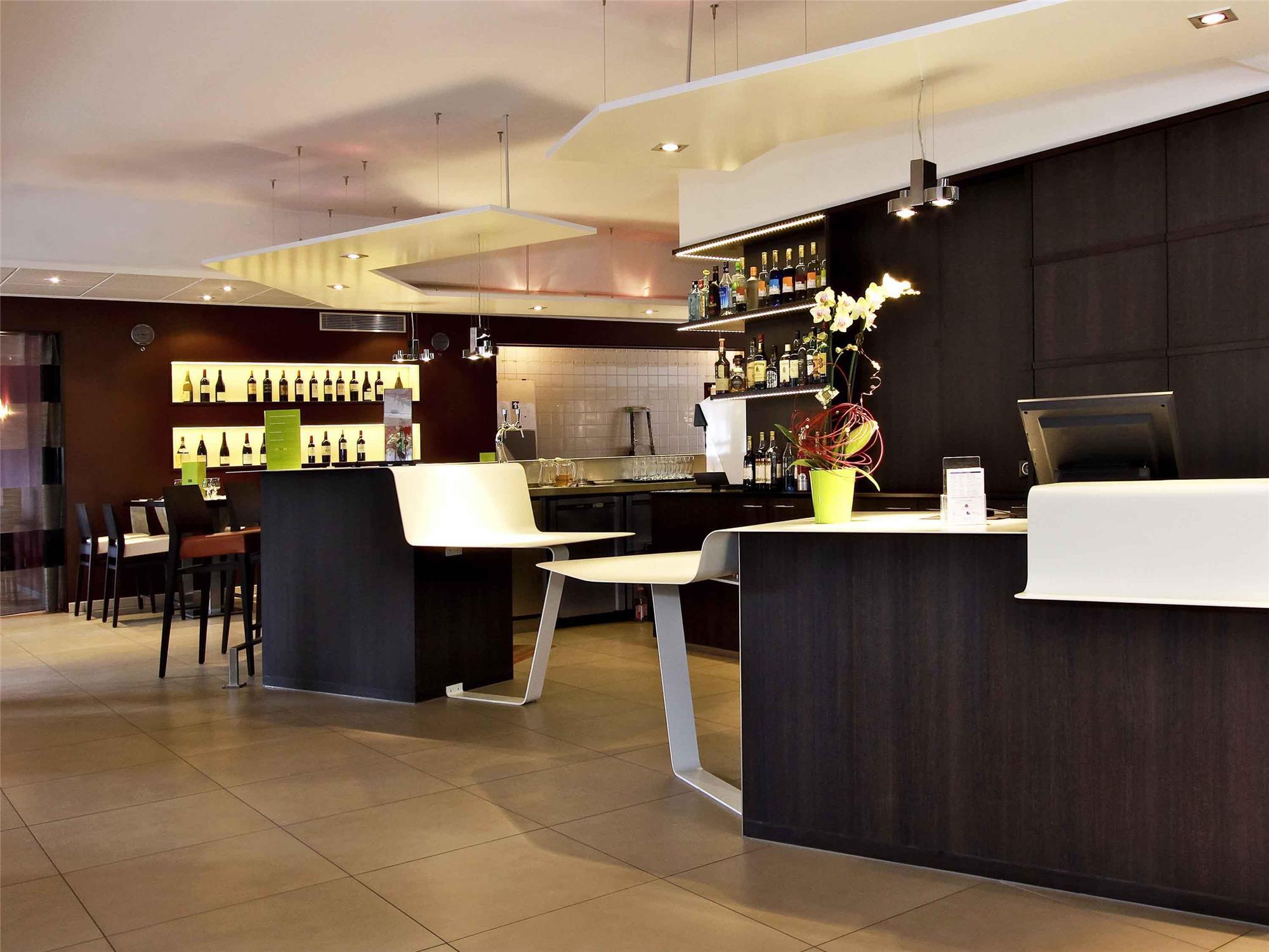 Mercure Hexagone Luxeuil 1