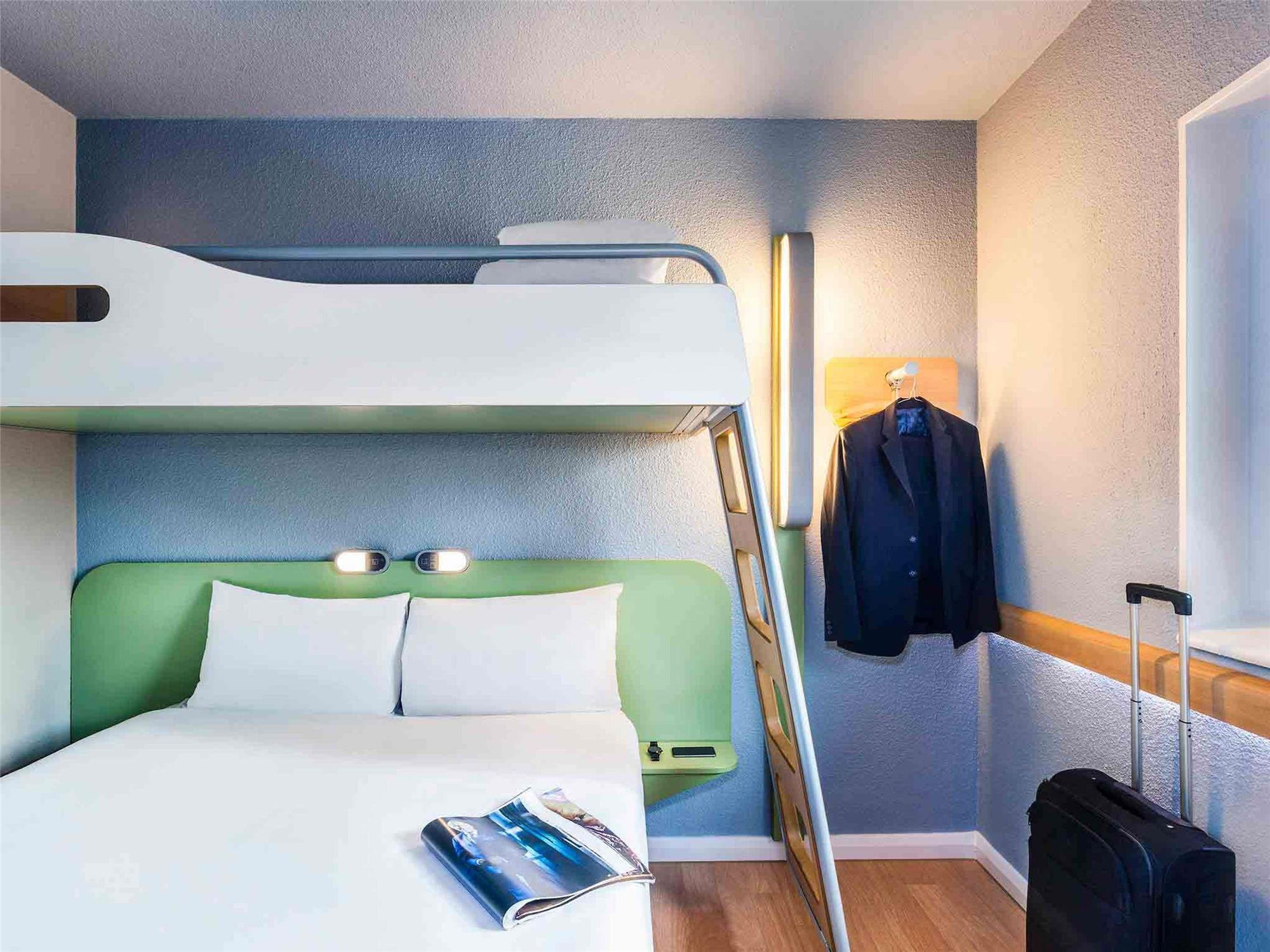 Dreibettzimmer